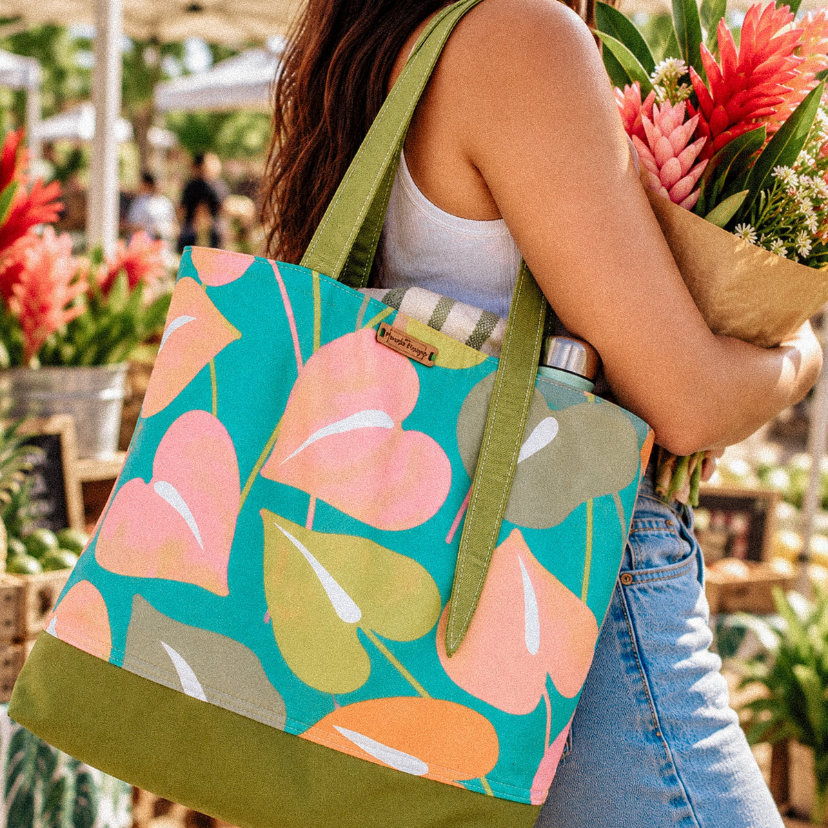 Hideaways Tote