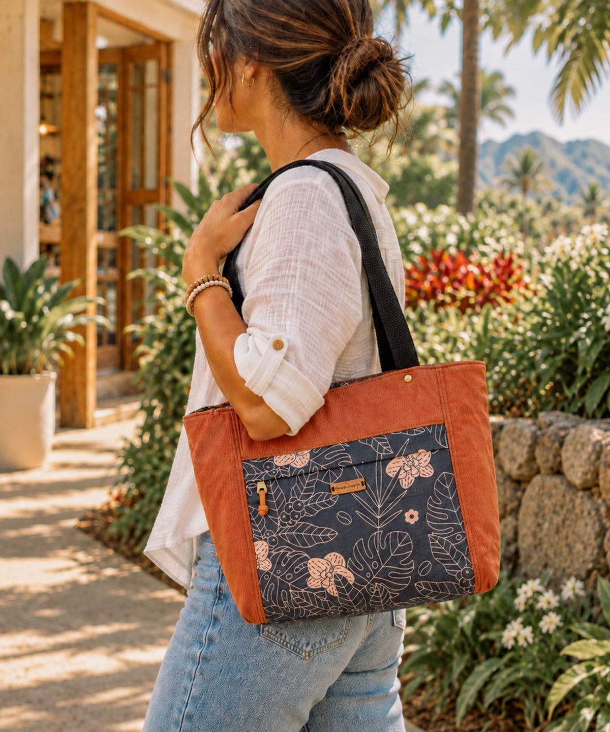 Tunnels Tote