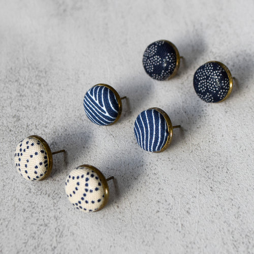 Blue Drop Stud Set