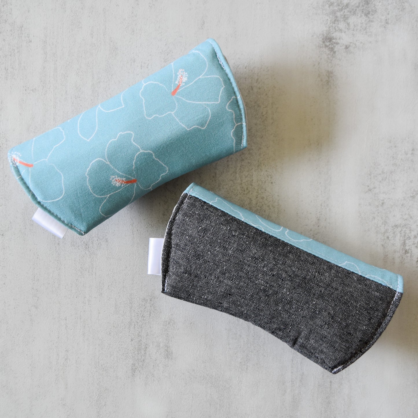 Hibiscus Bleu Glasses Case