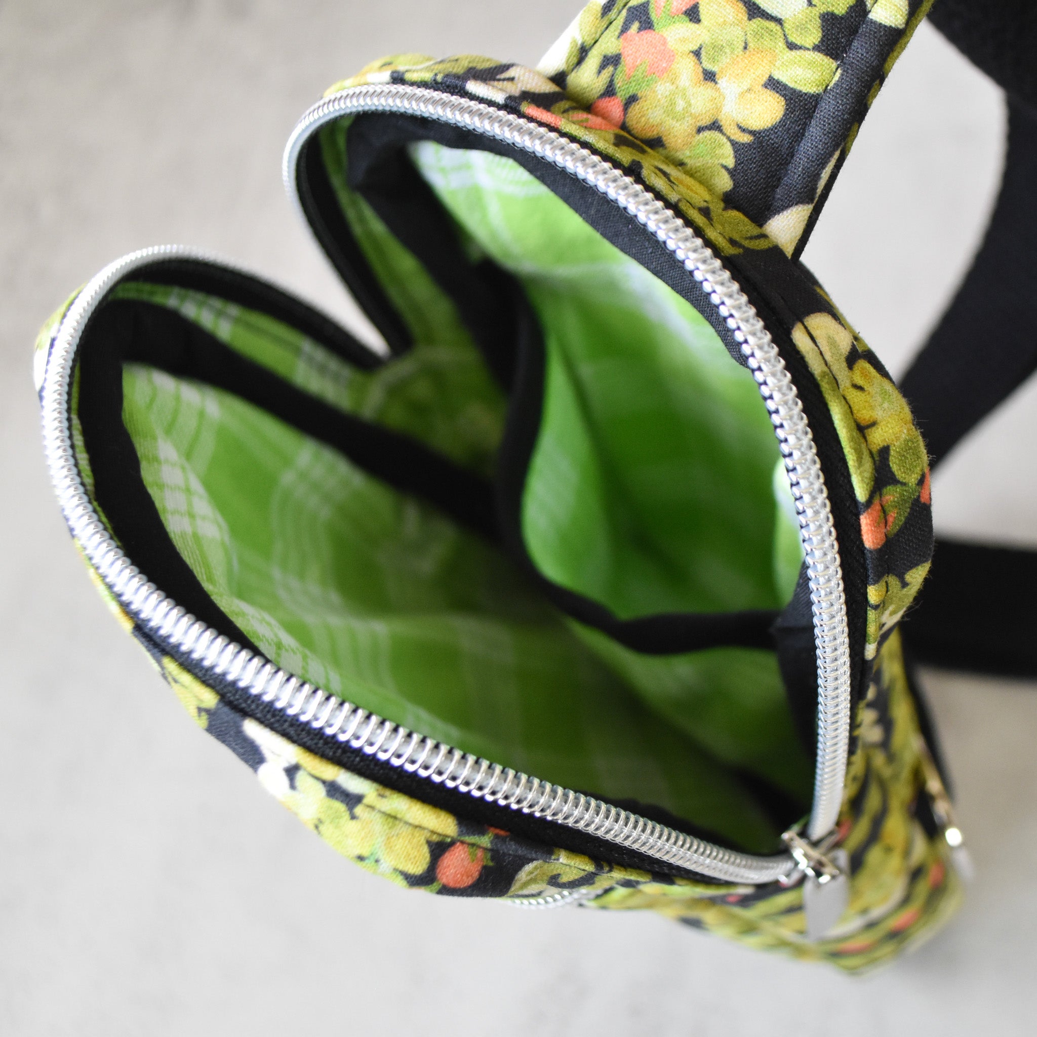 Pretty Pakalana Mini Sling Bag