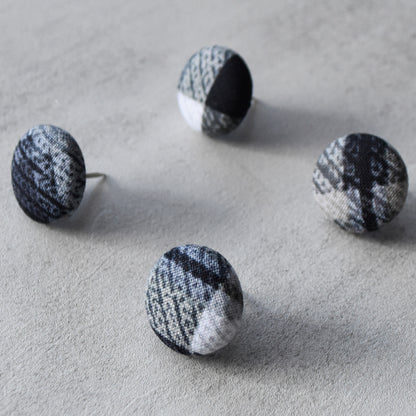 Black Plaid Push Pins