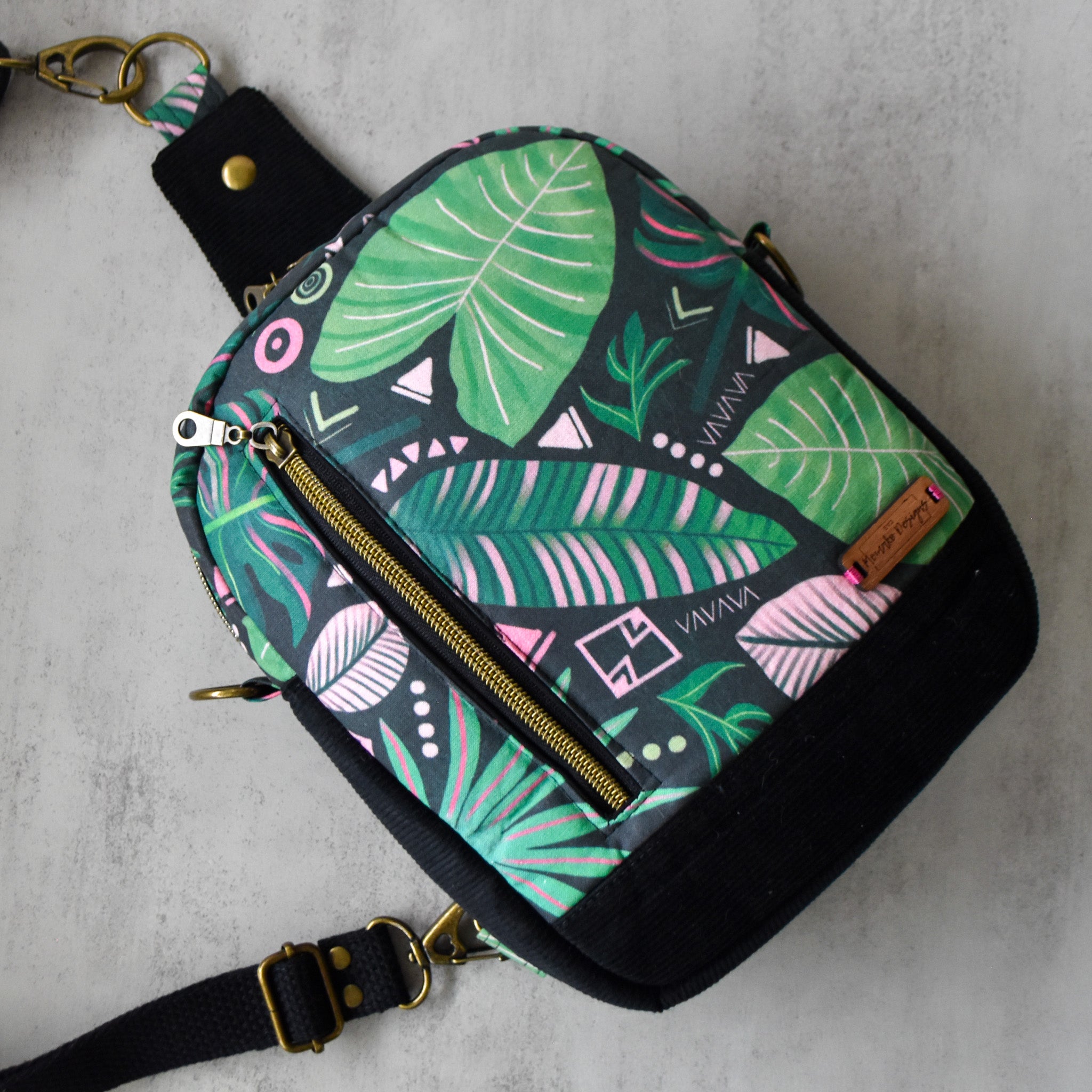 Wild Thing Pihea Sling Bag