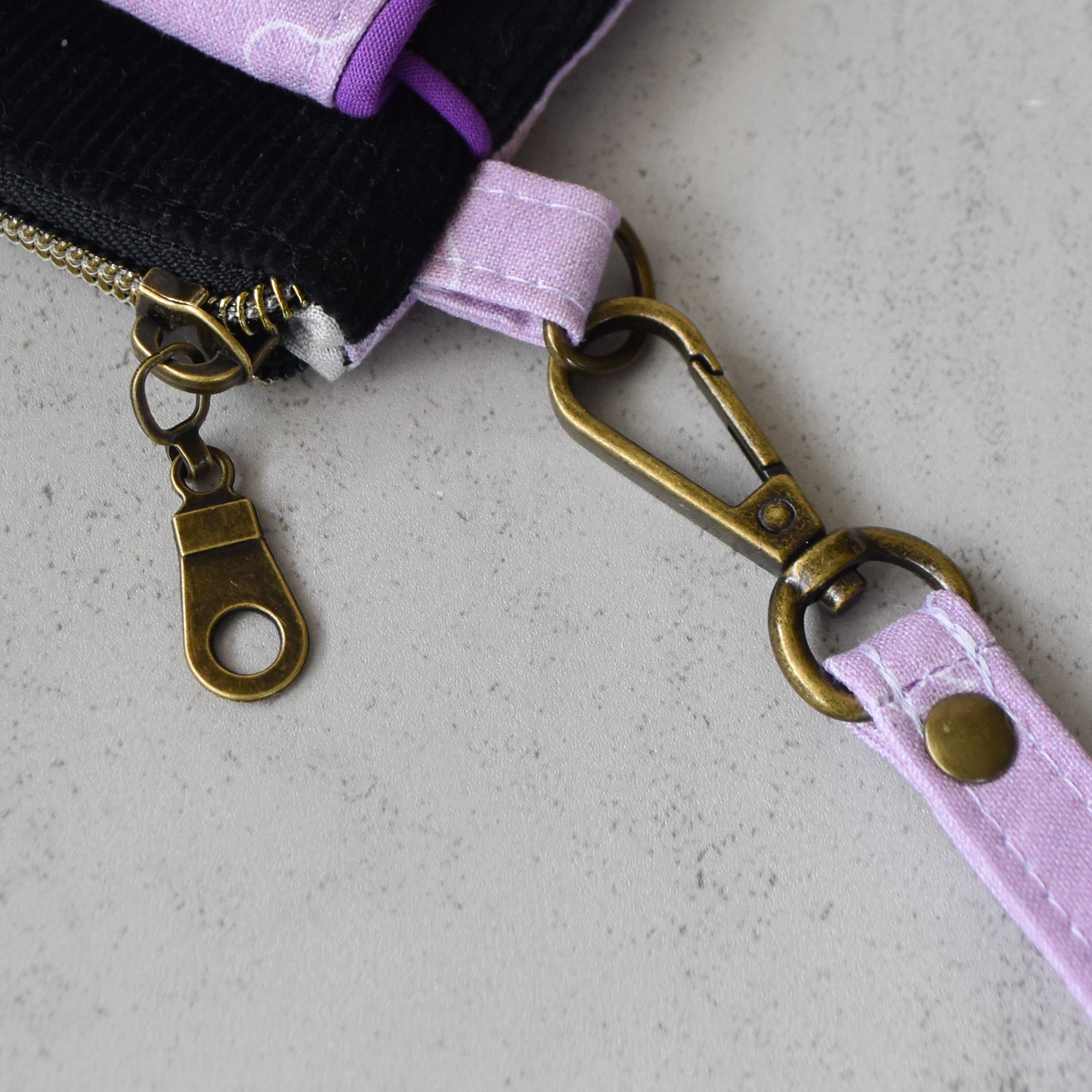 Hibiscus Violet Kealia Clutch Wallet