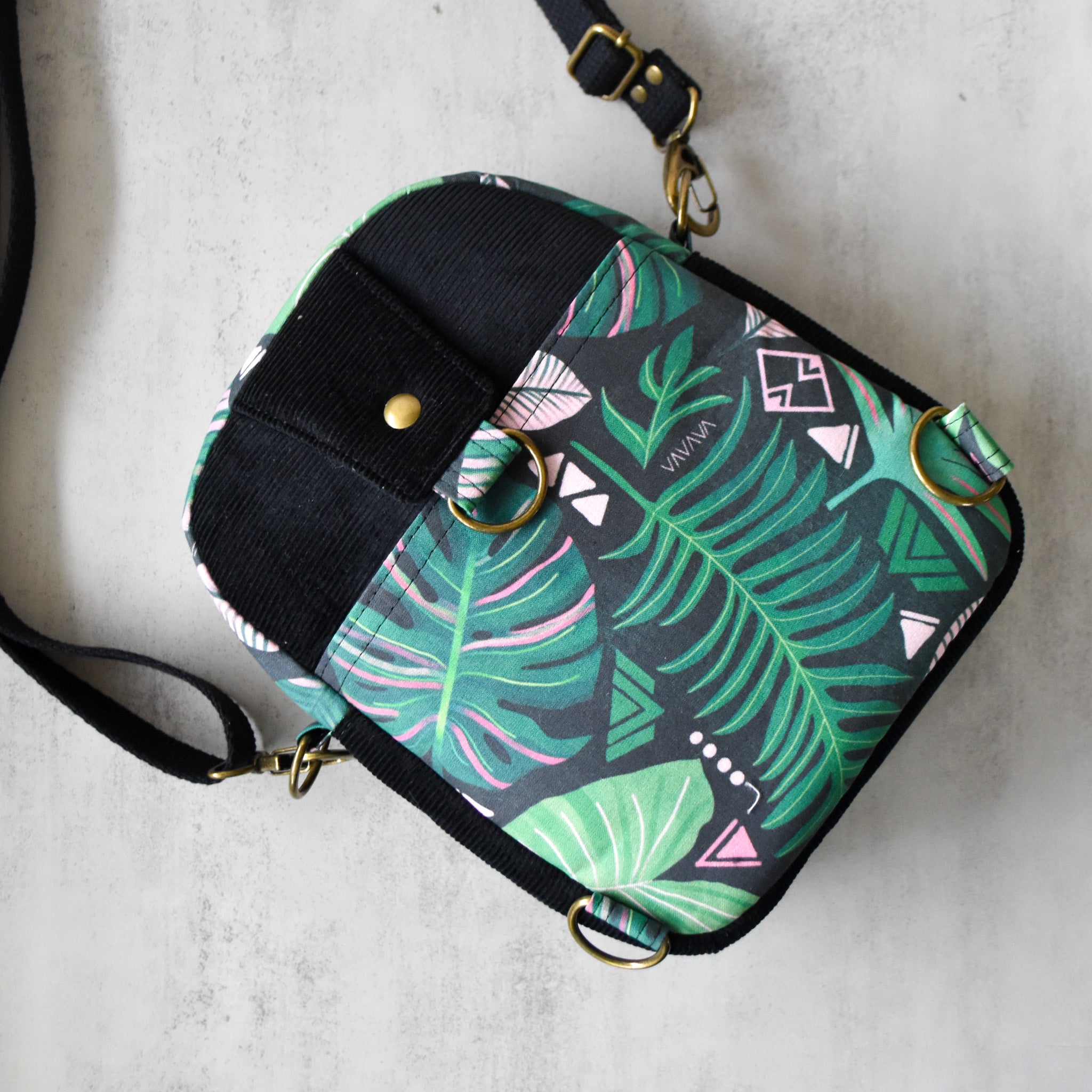 Wild Thing Pihea Sling Bag