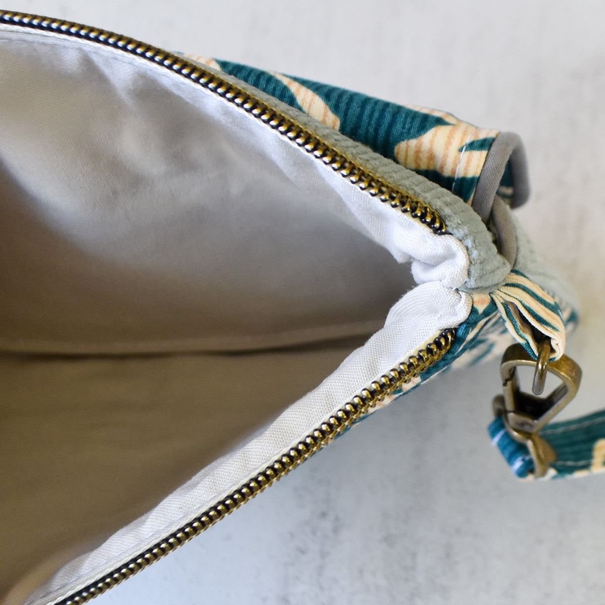 Pineapple Sketch Kealia Clutch Wallet