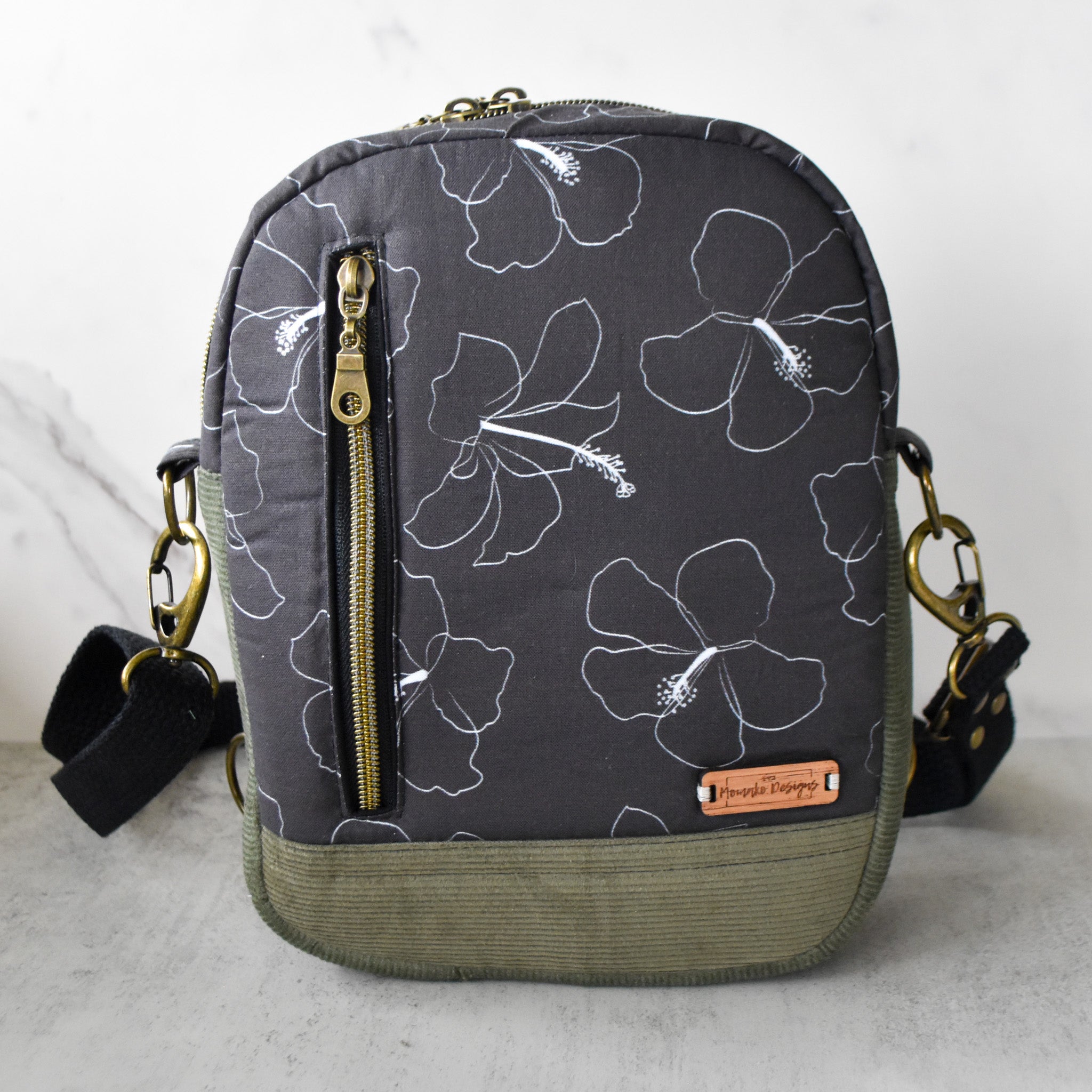 Hibiscus Noir Pihea Sling Bag