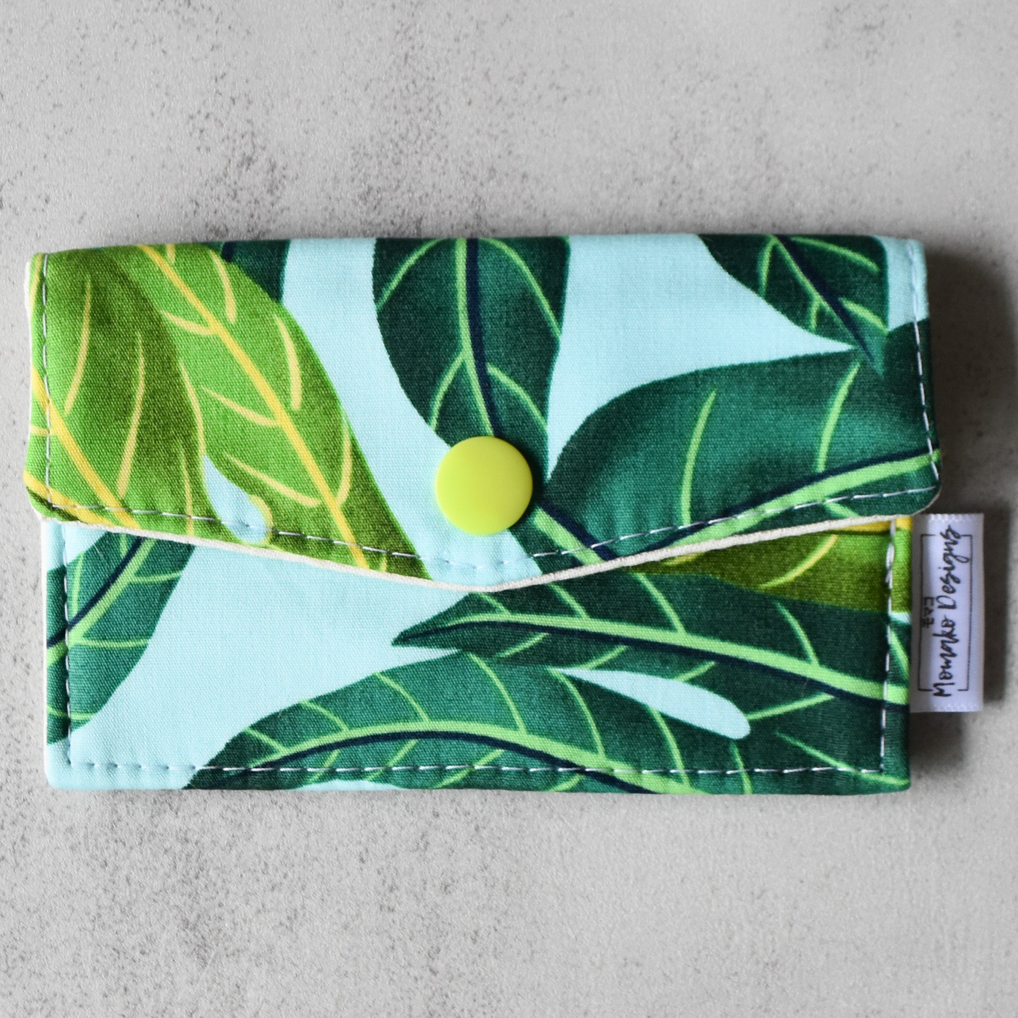 Edgy Vegie Card Holder