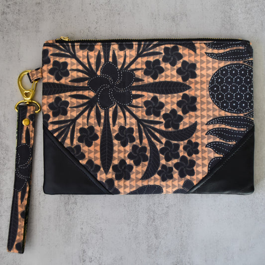 Kōpa'a 'Ula'ula Wristlet