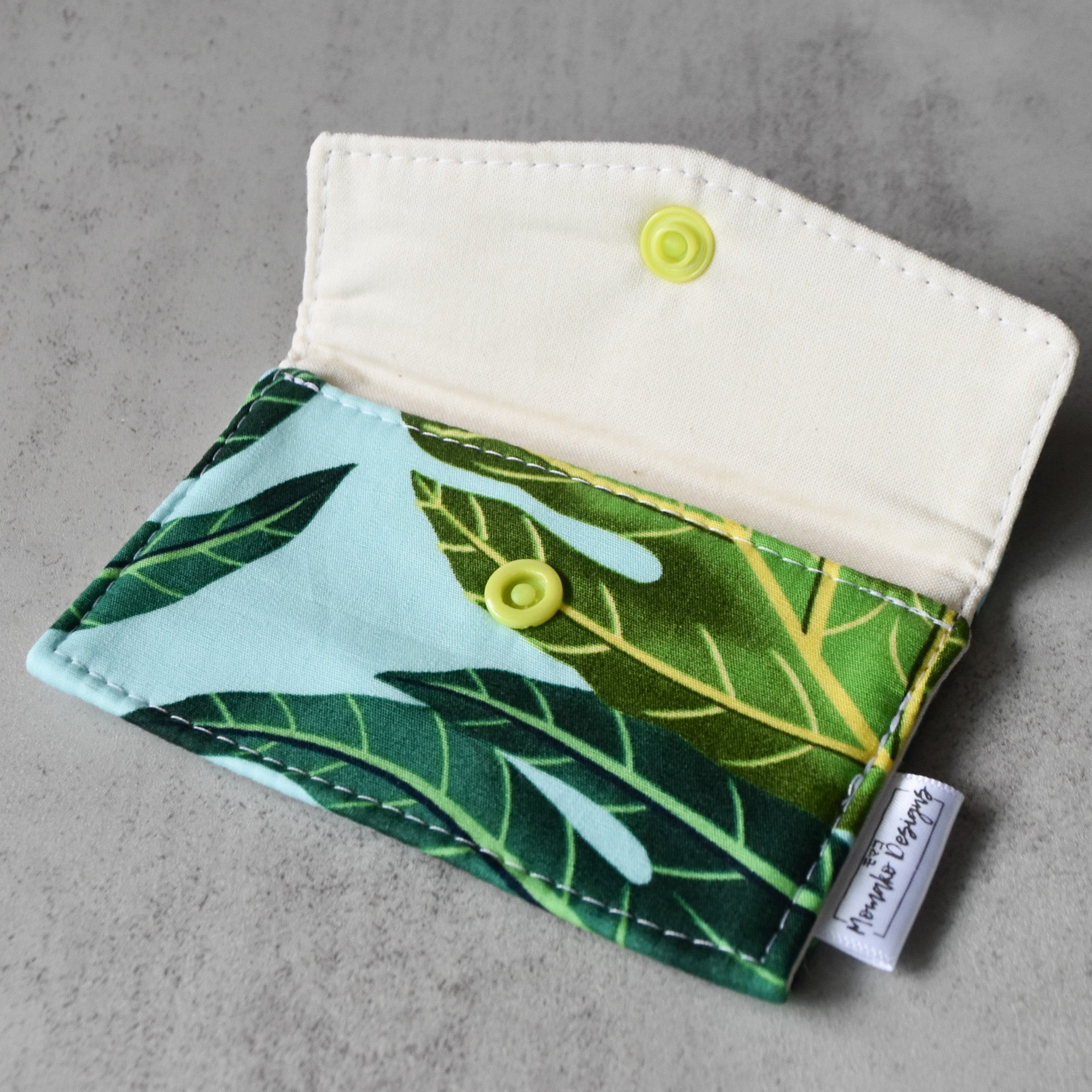 Edgy Vegie Card Holder