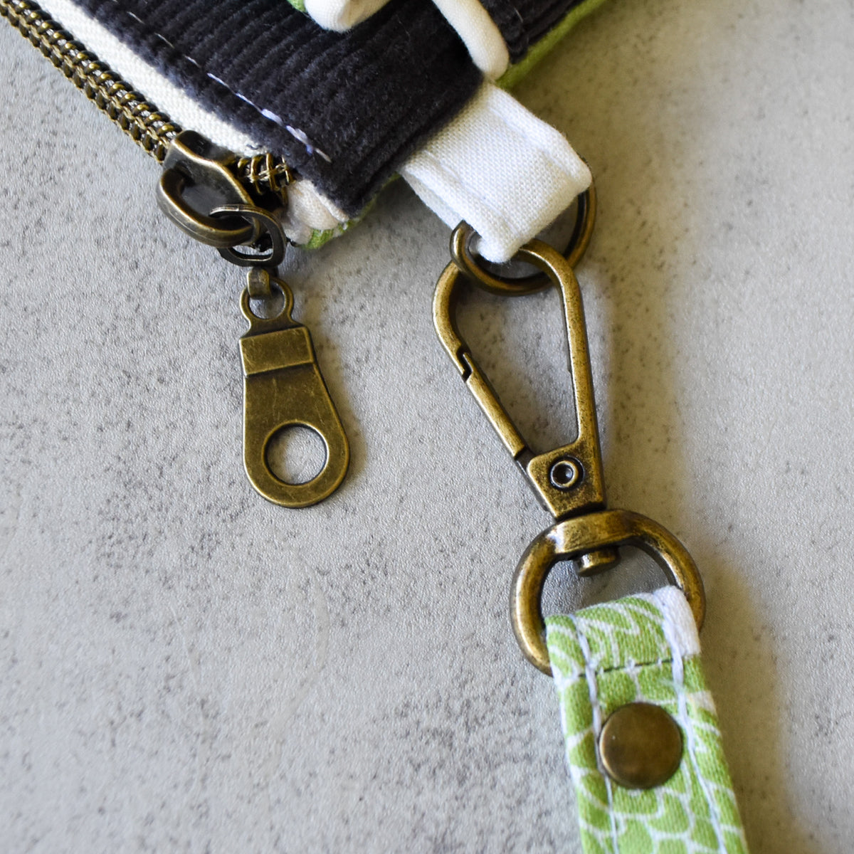 Verdant Grid Kealia Clutch Wallet