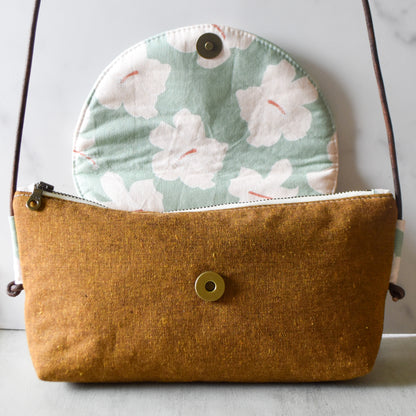 Blanc Hibiscus Pakala Bag