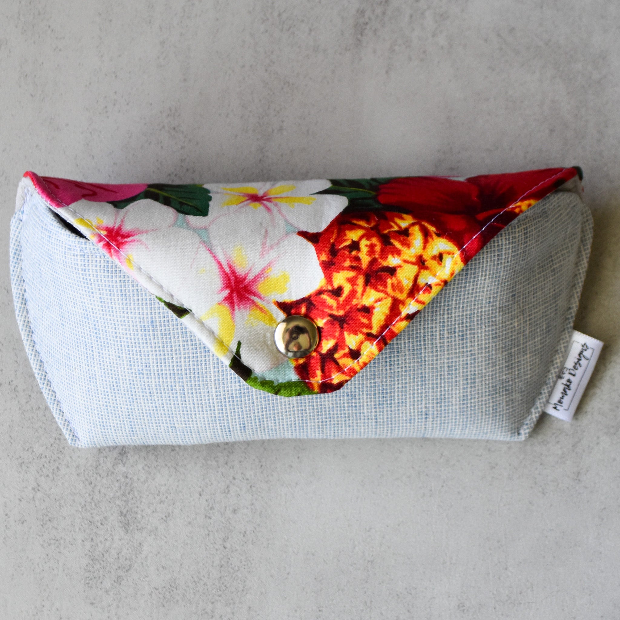 Count Your Blooms Glasses Case