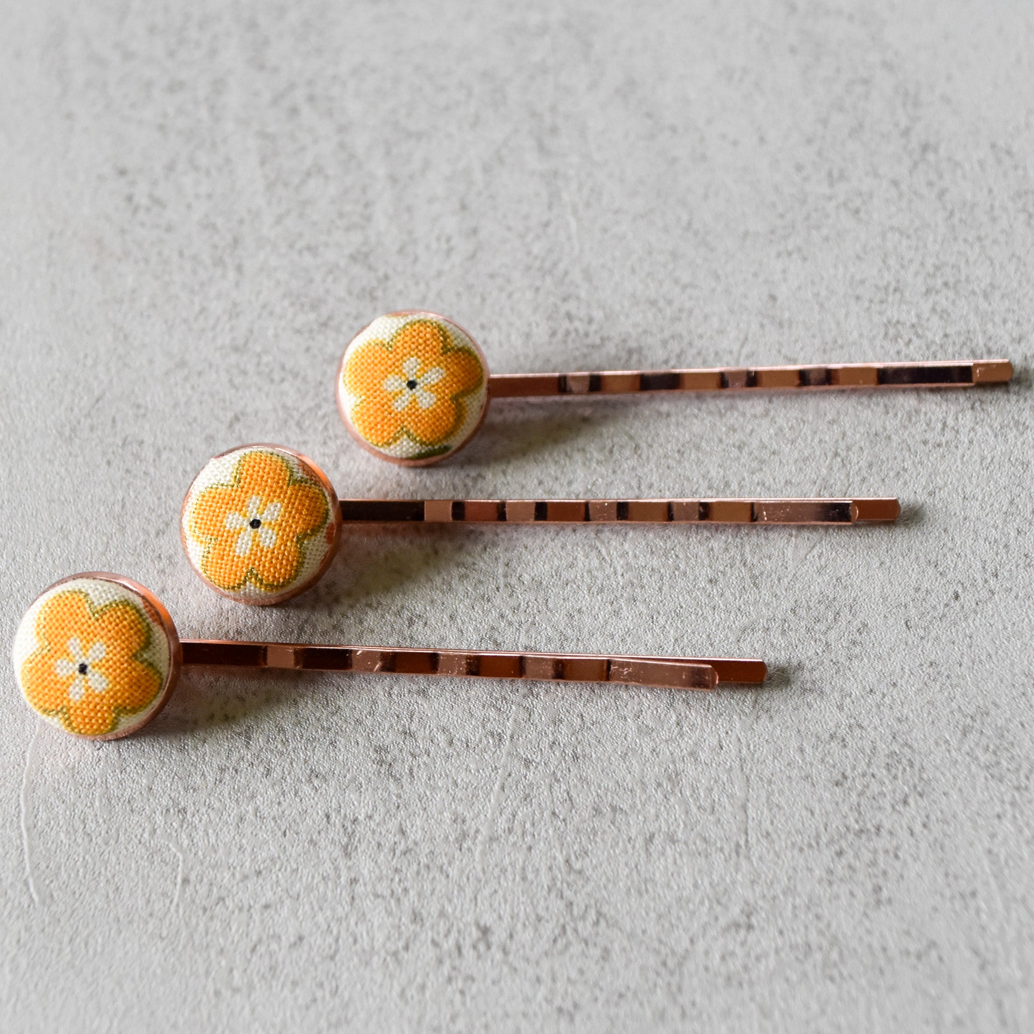 Creamsicle Cutie Bobby Pins