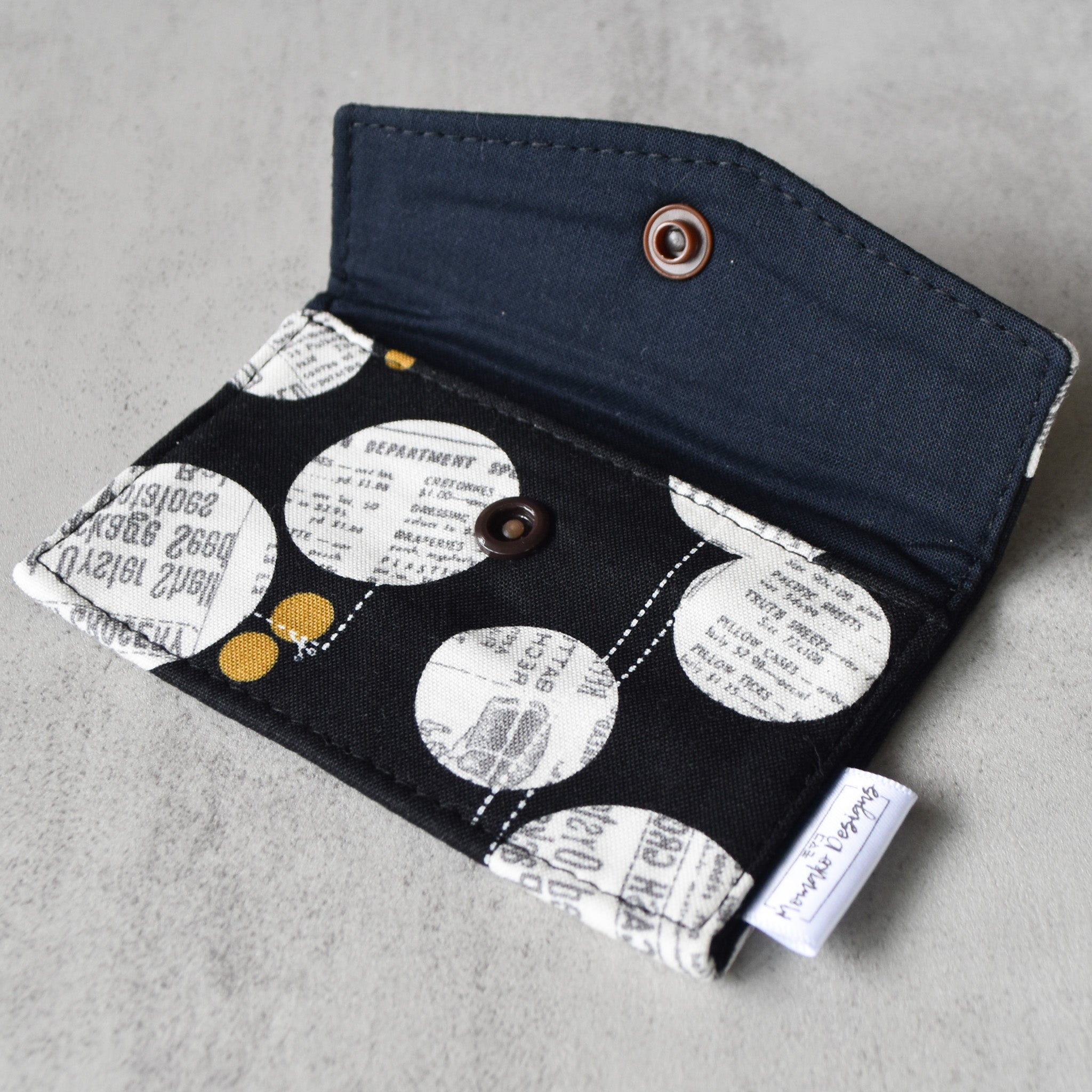 Newsboy Card Holder