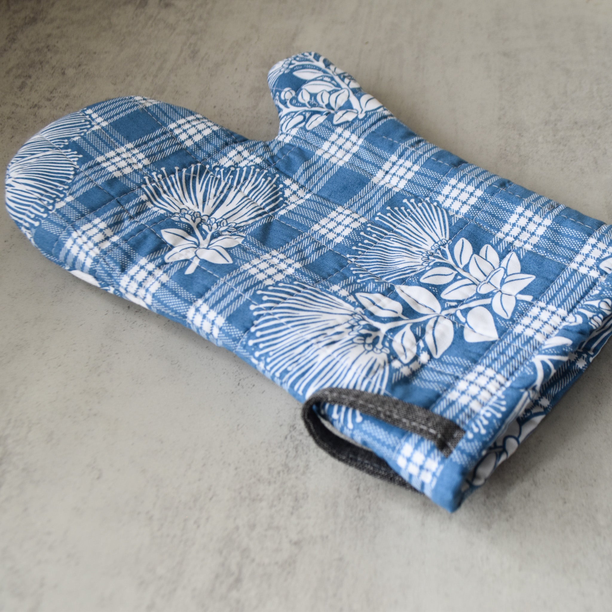'Ohi'a Blues Oven Mitt