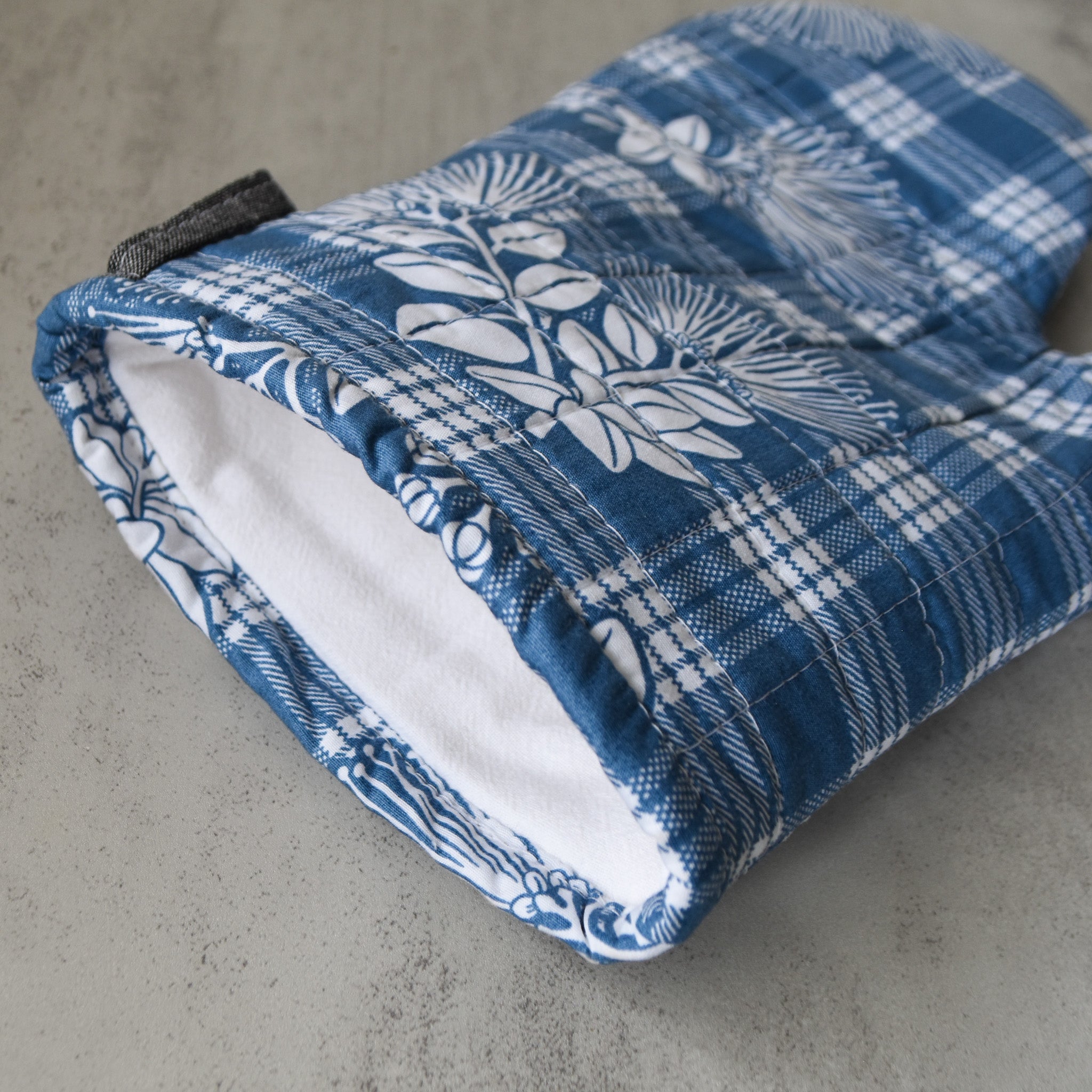 'Ohi'a Blues Oven Mitt