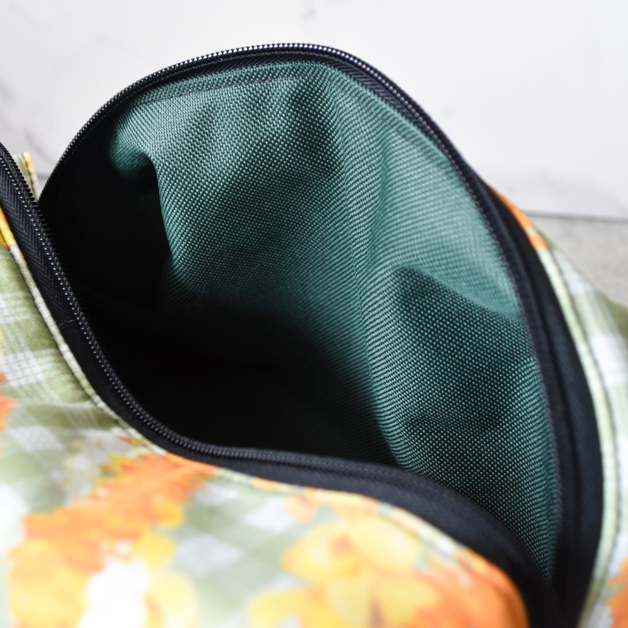 Ka Lei Waterproof Pahu Bag