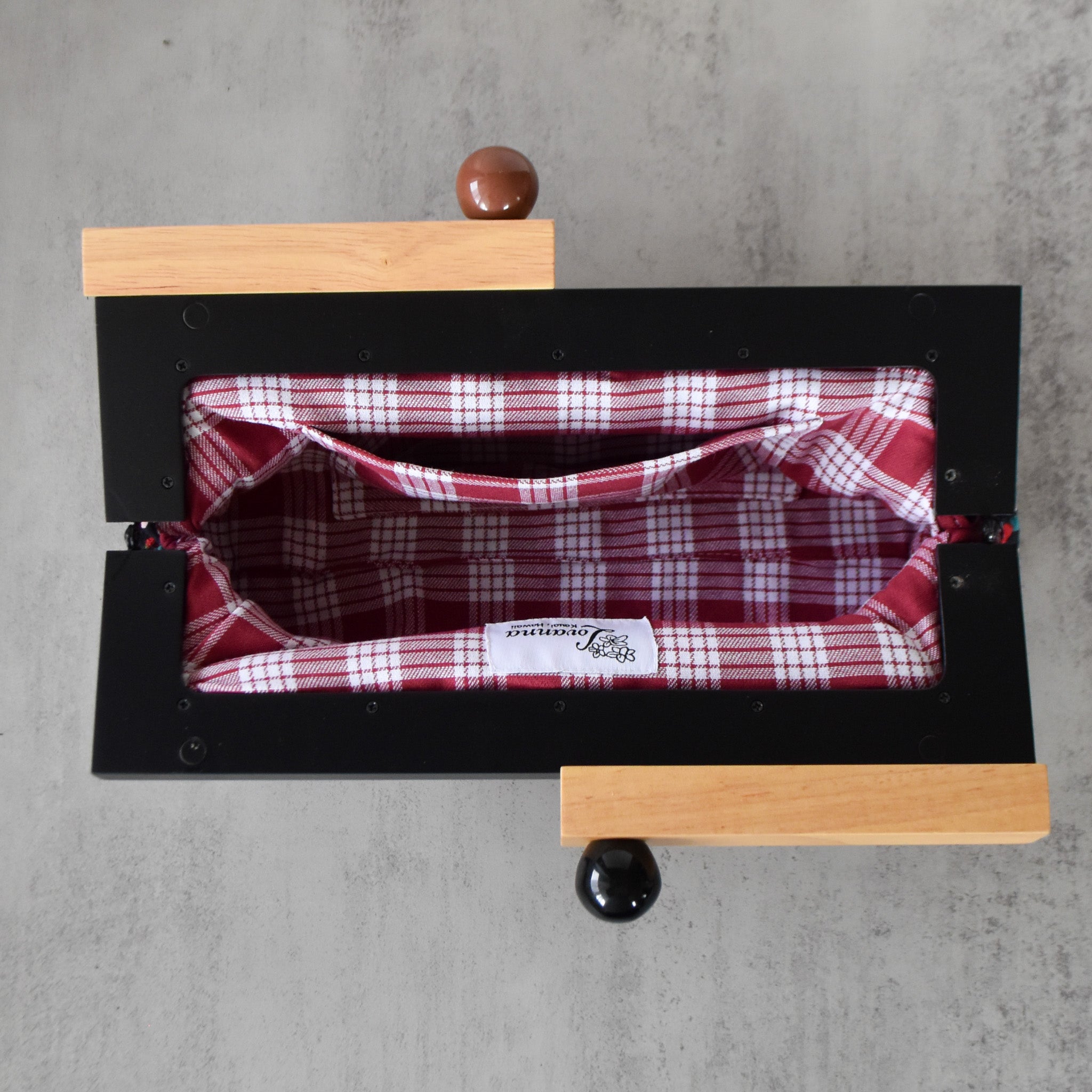 Poppy Hana Poepoe Clutch