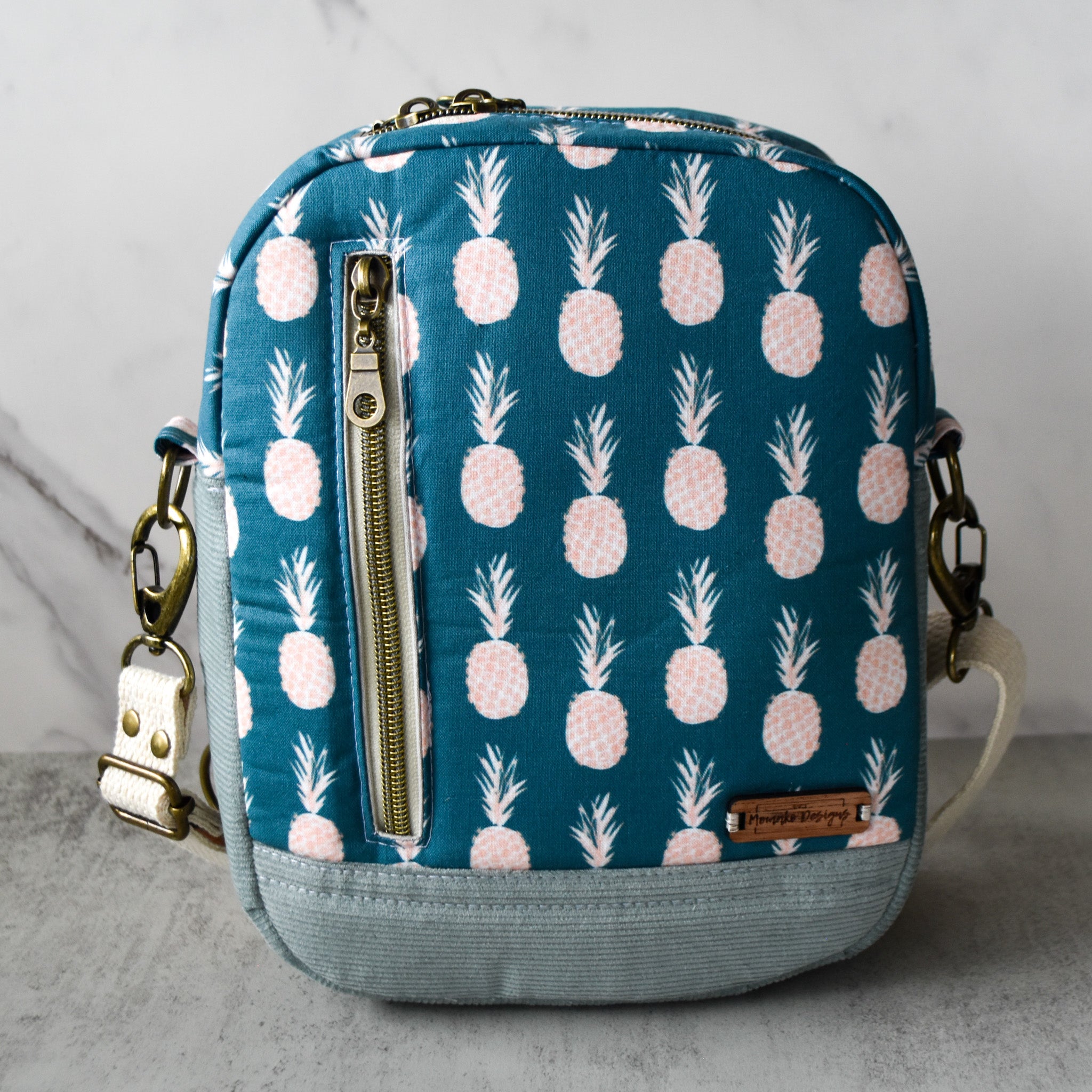 Sugarloaf Pihea Sling Bag