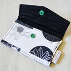 Daisy Chain Card Holder