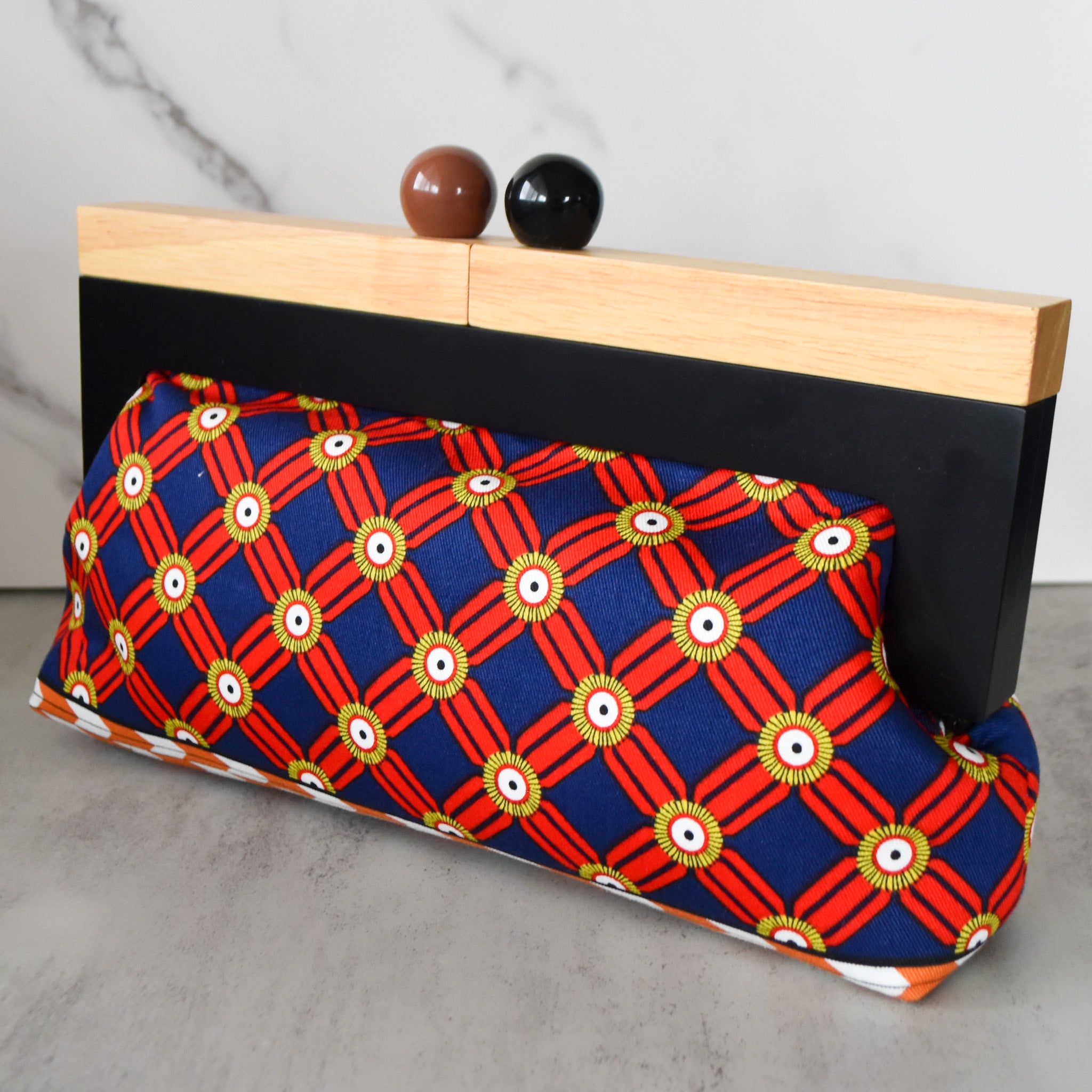 Edo Elegance Poepoe Clutch