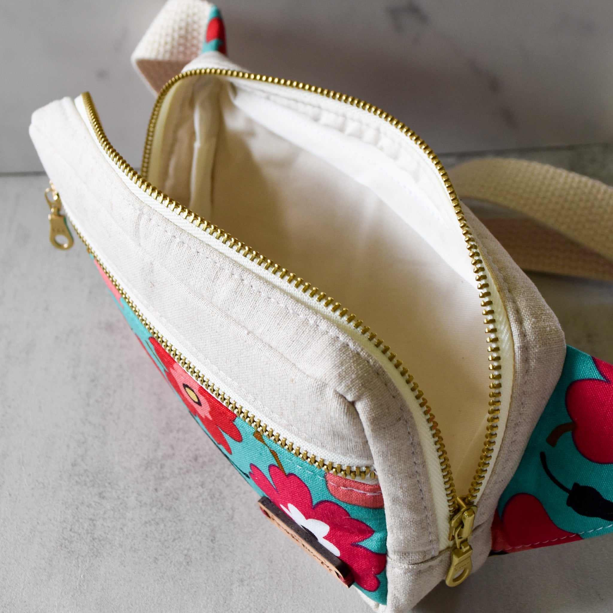 Feline Fine Kukui Fanny Pack