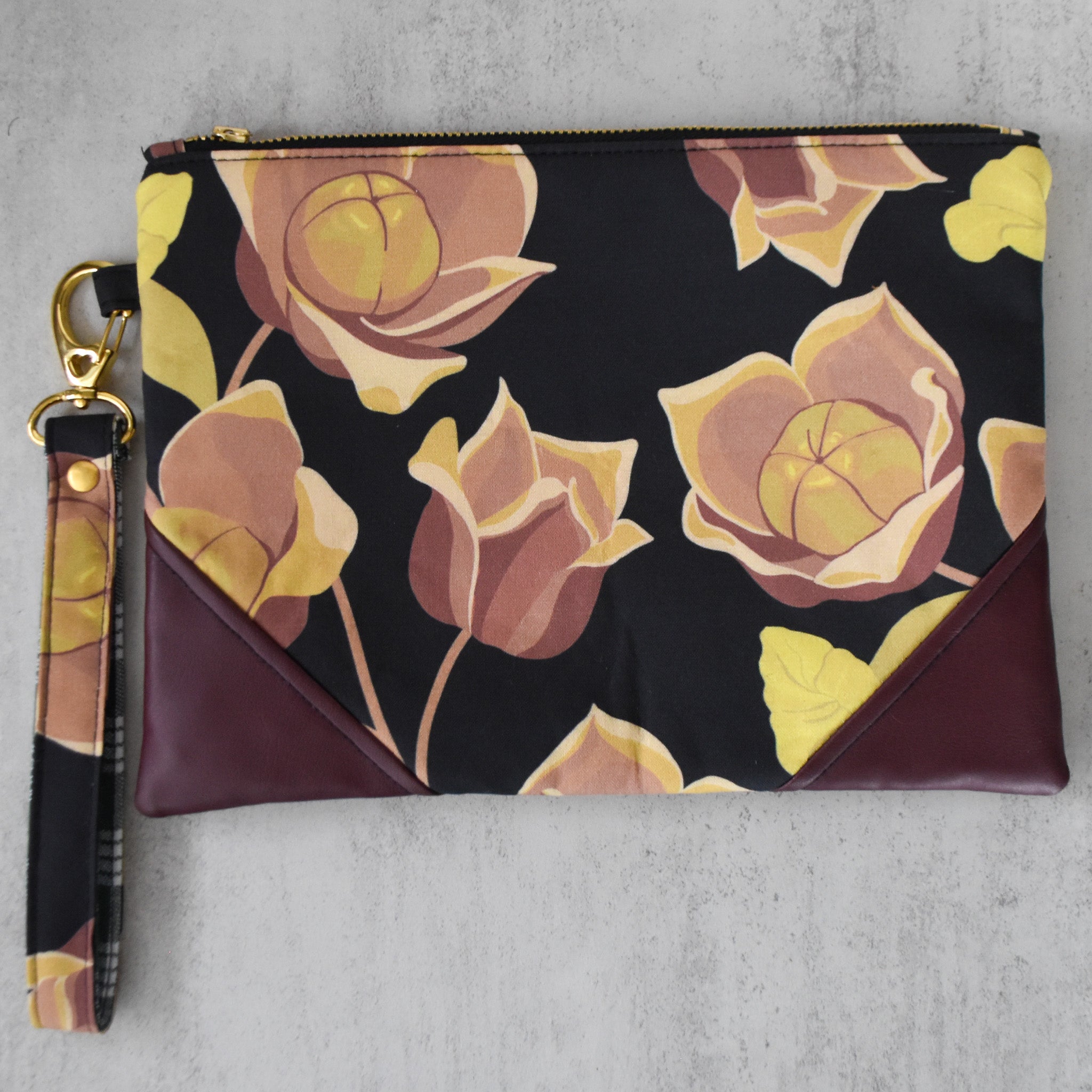 Wood Rose Bloom Regular Wristlet