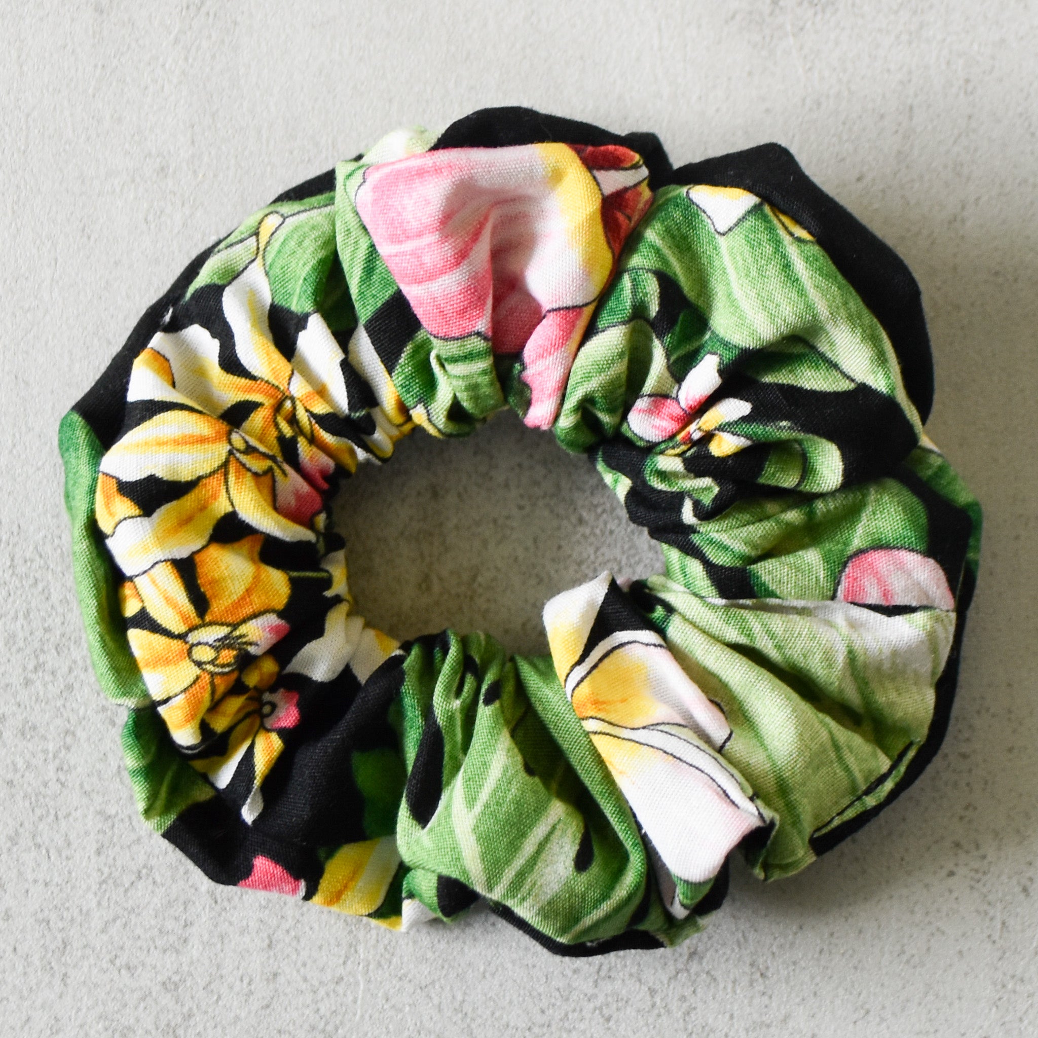 Mimosa Mami Scrunchies