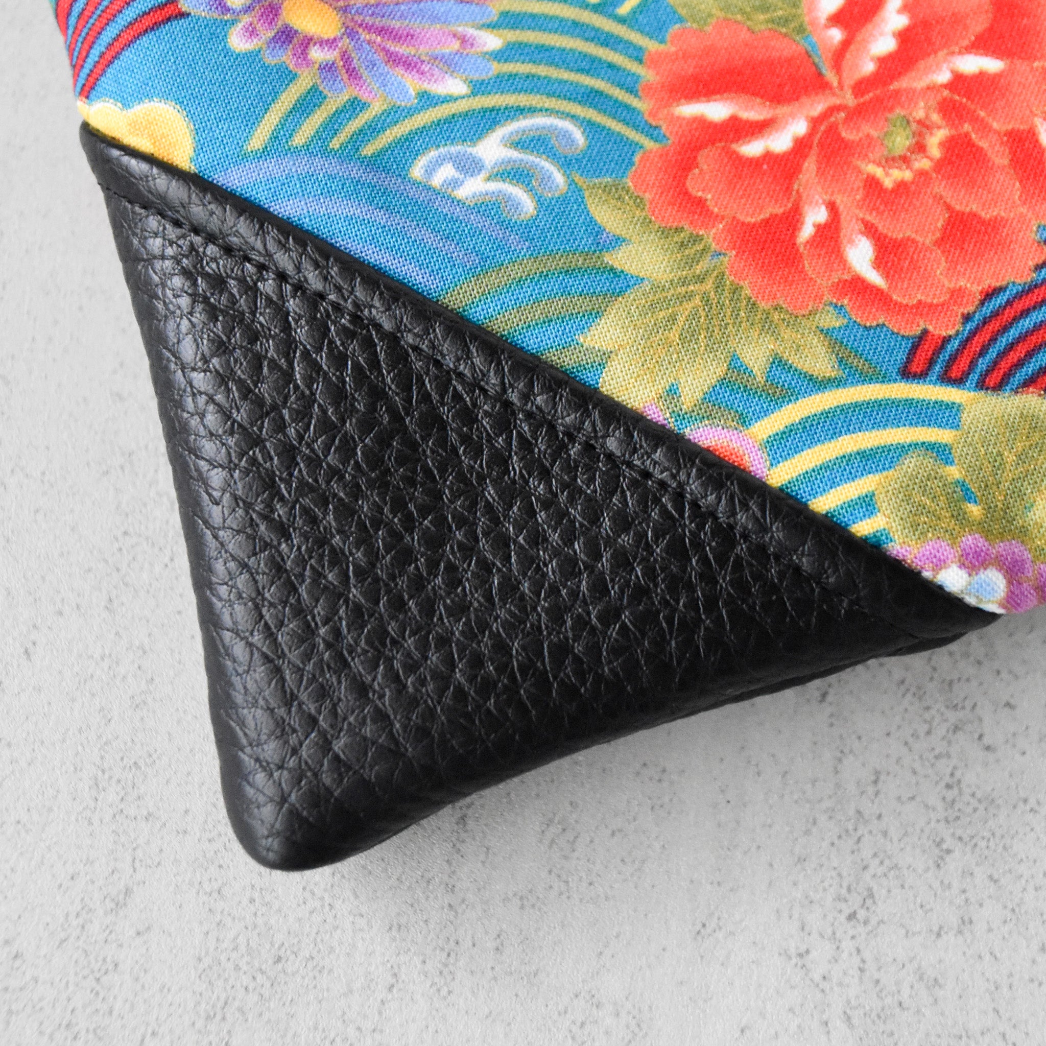 Hanabi Bloom Regular Wristlet