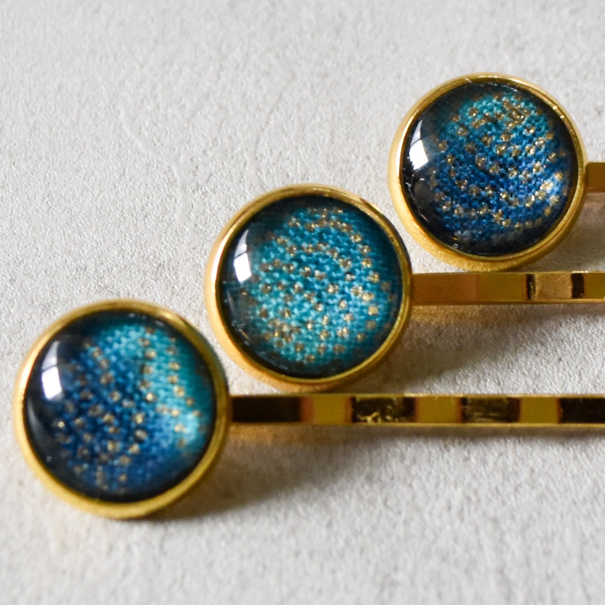 Shore Thing Bobby Pins