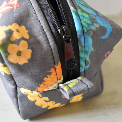 Lei Hala Waterproof Pahu Bag