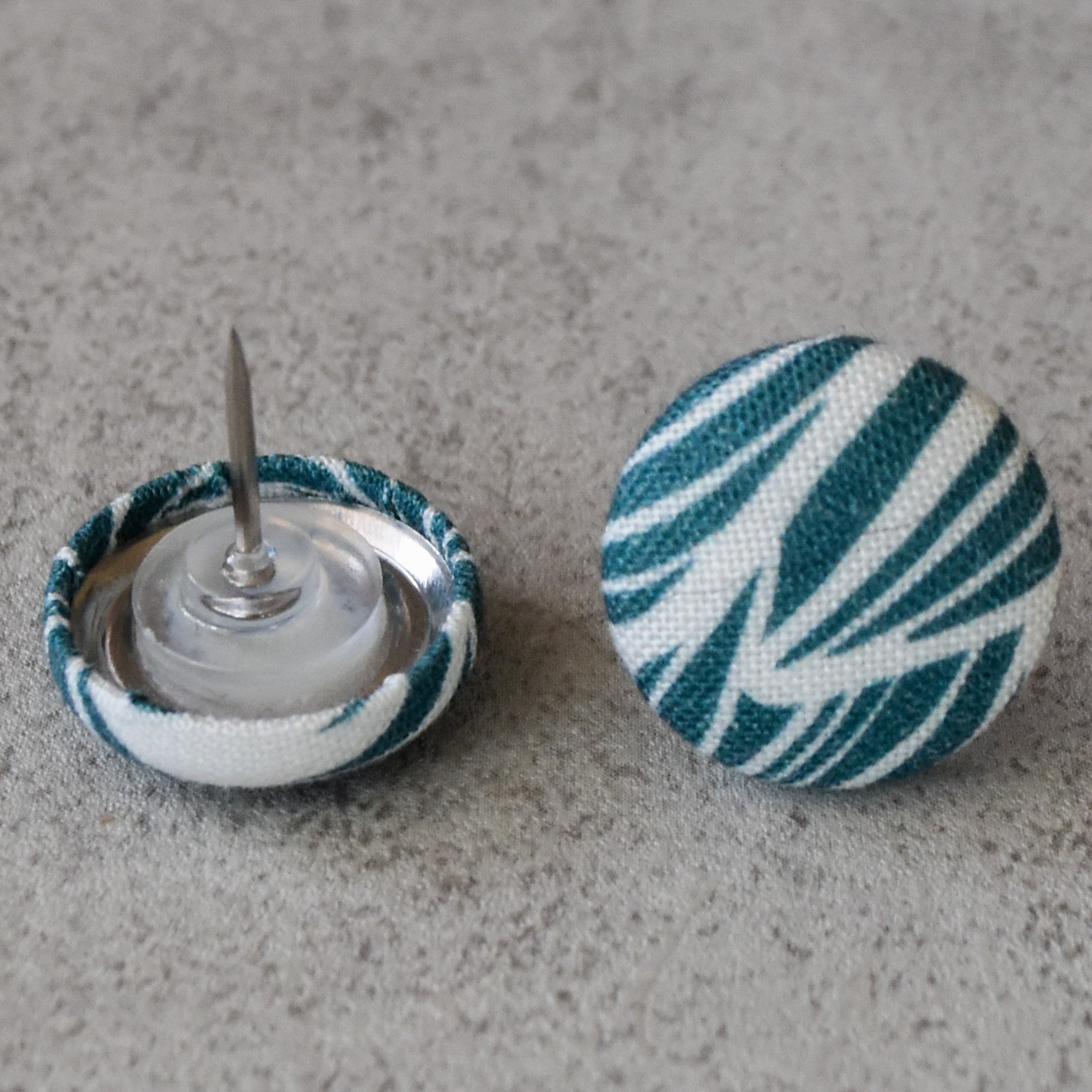 From the Vine Push Pins