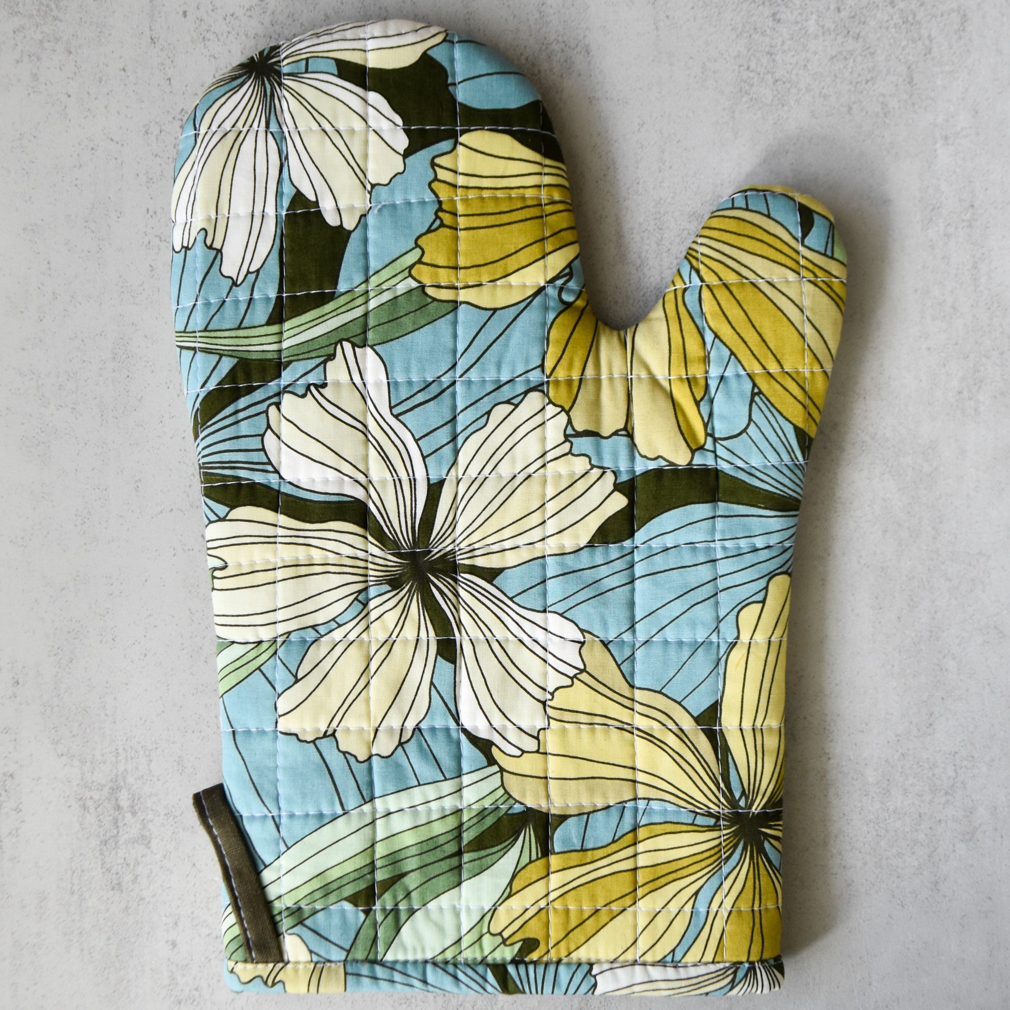 Win Me Over Oven Mitt