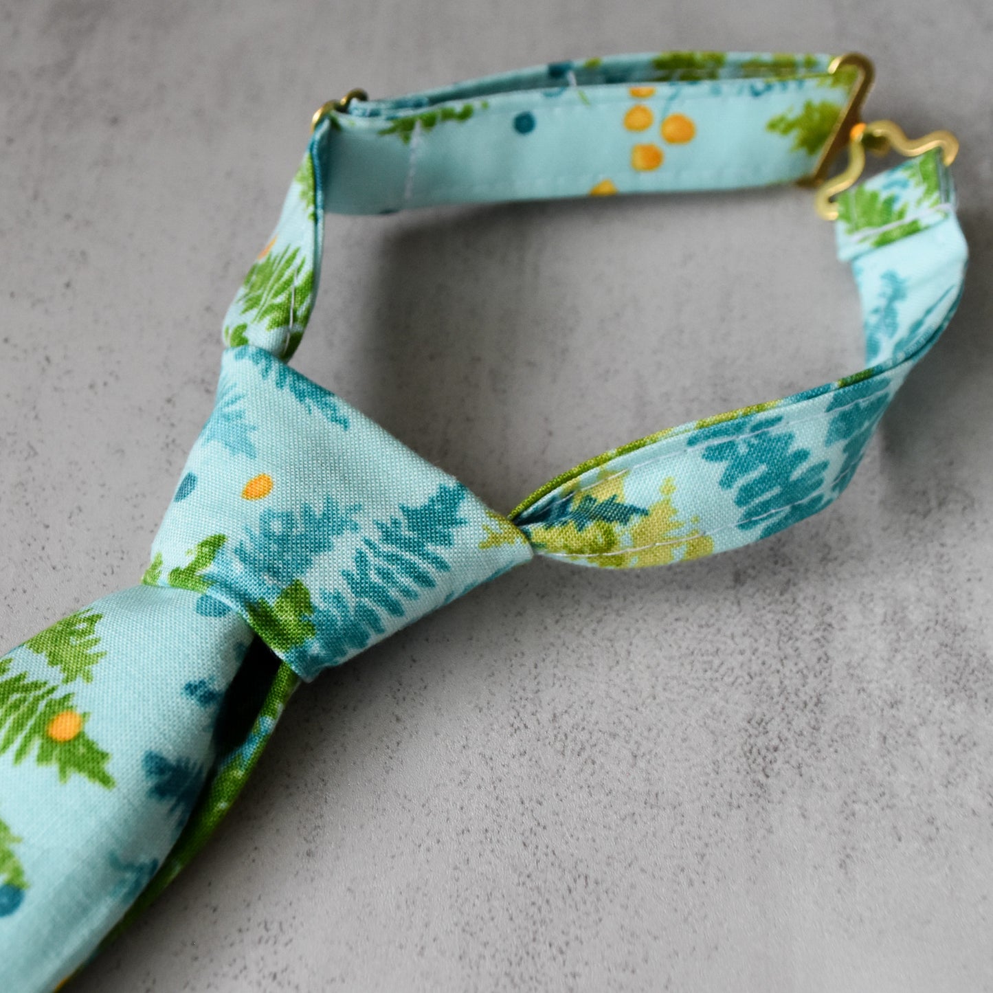 Fern Gully Keiki Tie