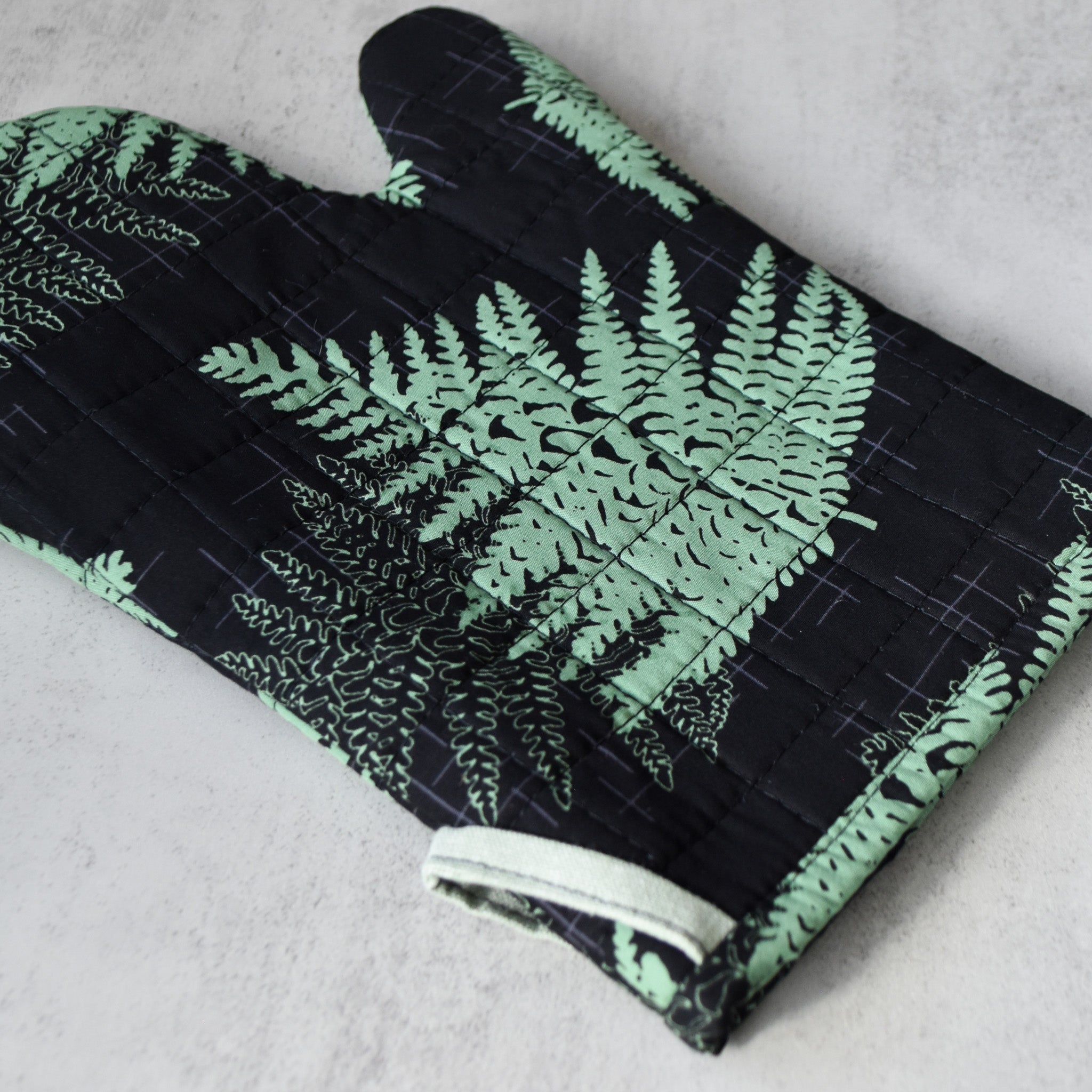 Wild Fern Oven Mitt
