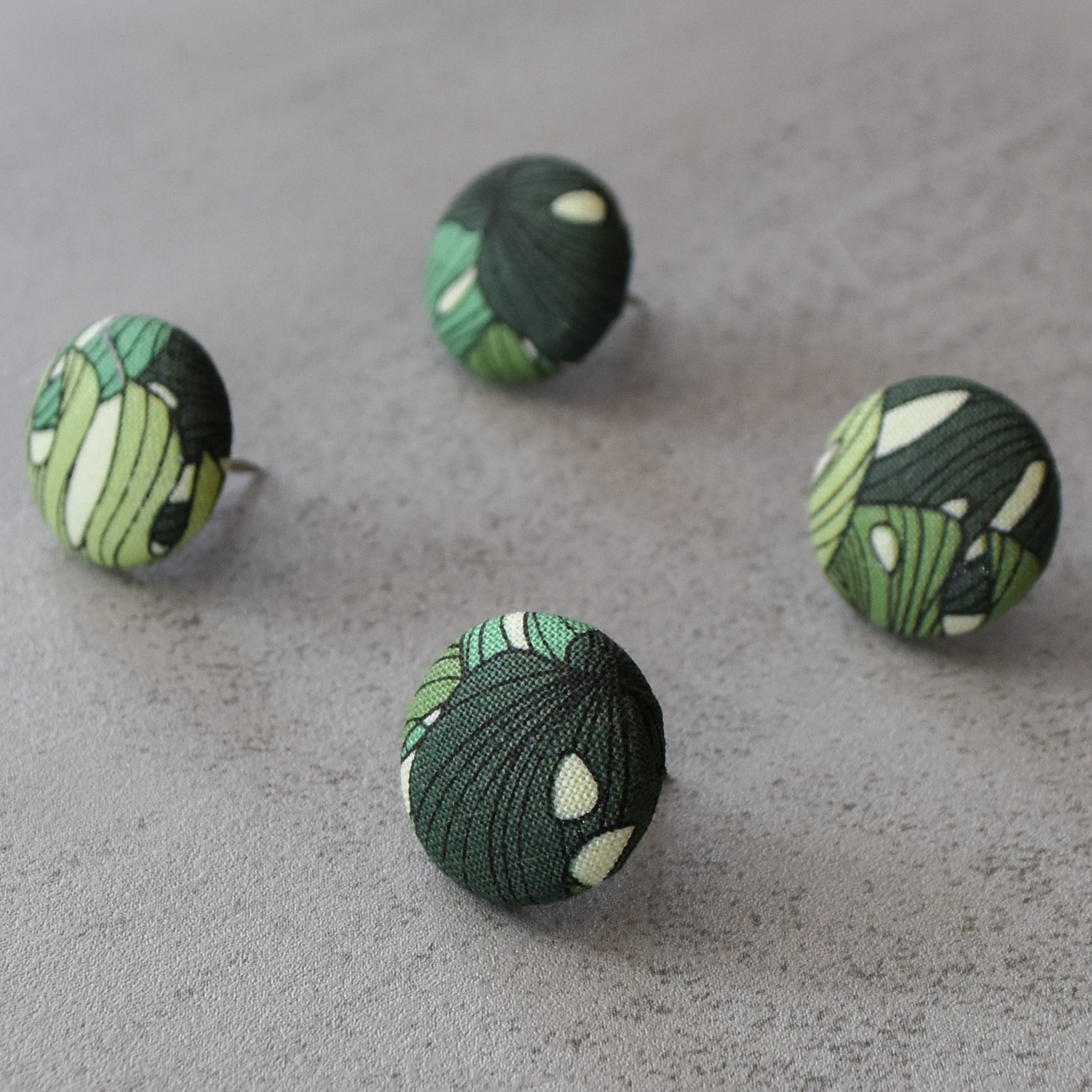 Monstera Jungle Push Pins