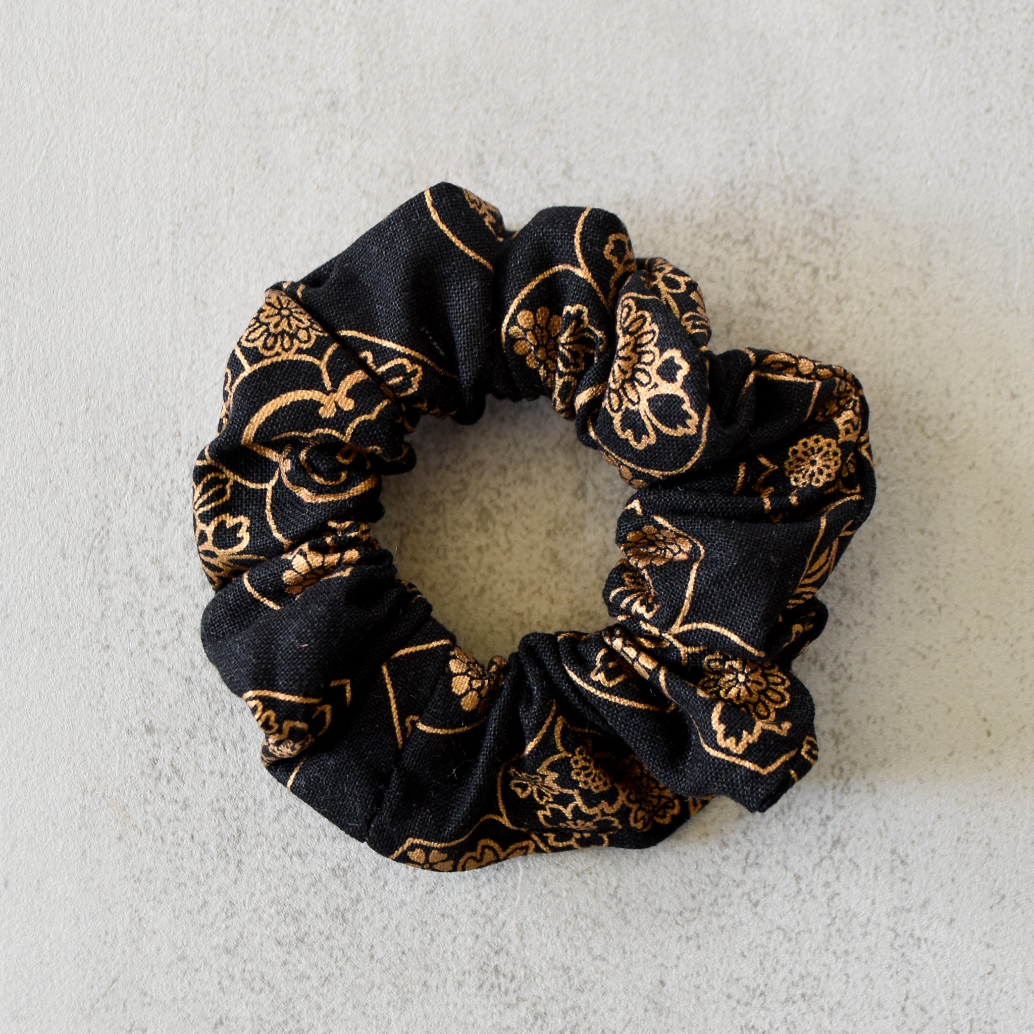 Final Fitting Mini Scrunchies