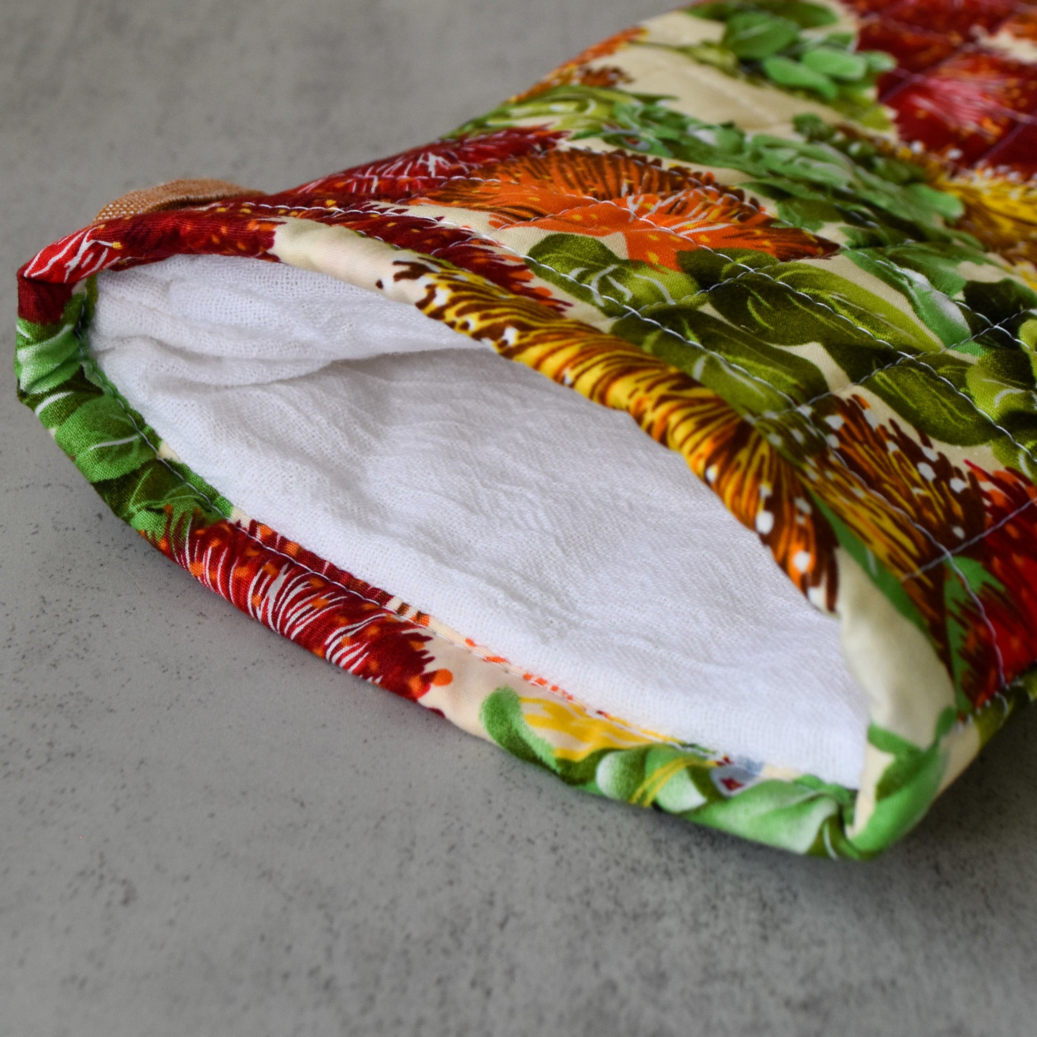 Sunburst Oven Mitt