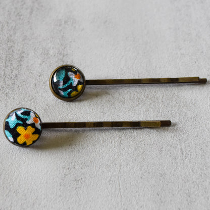 The Basic Flower Bobby Pins