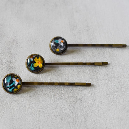 The Basic Flower Bobby Pins