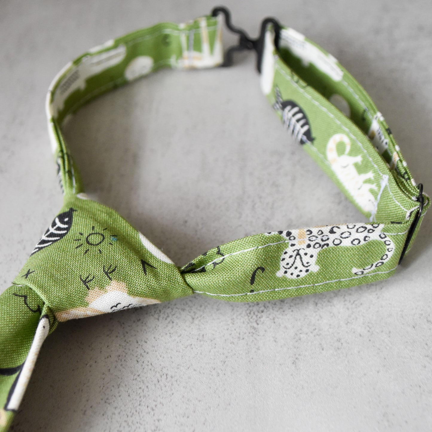 Alphabet Zoo Keiki Tie