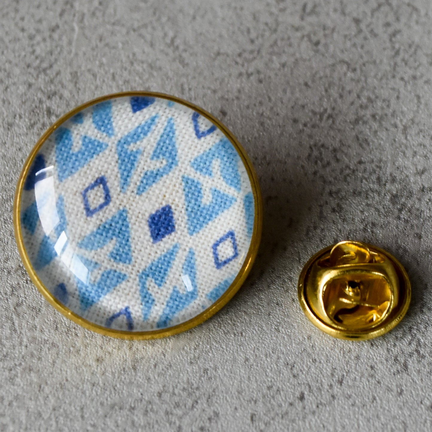 Blue Diamonds Lapel Pins