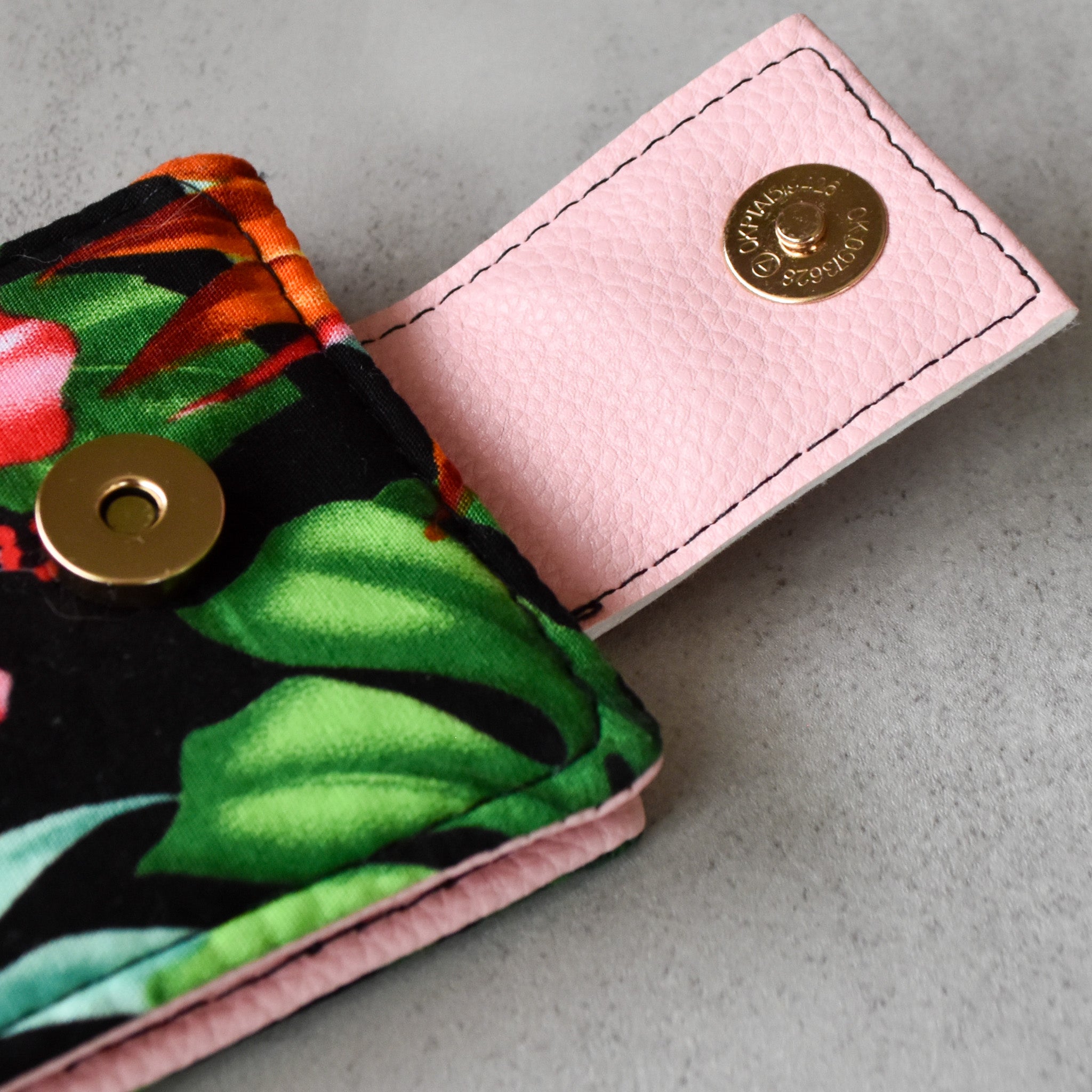 Wild Hibiscus Poipu Wallet