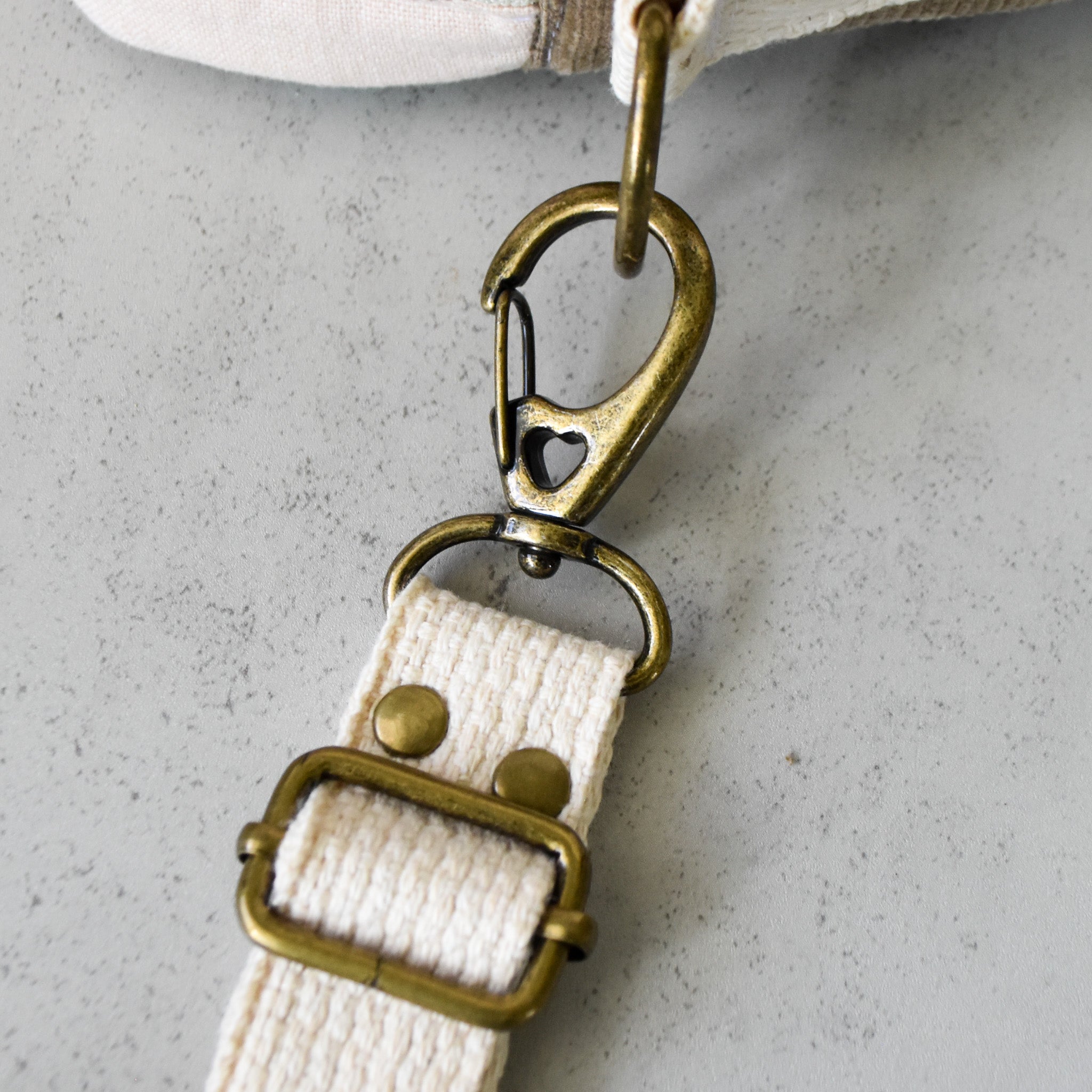 Natural & Acorn Yosegire Bag