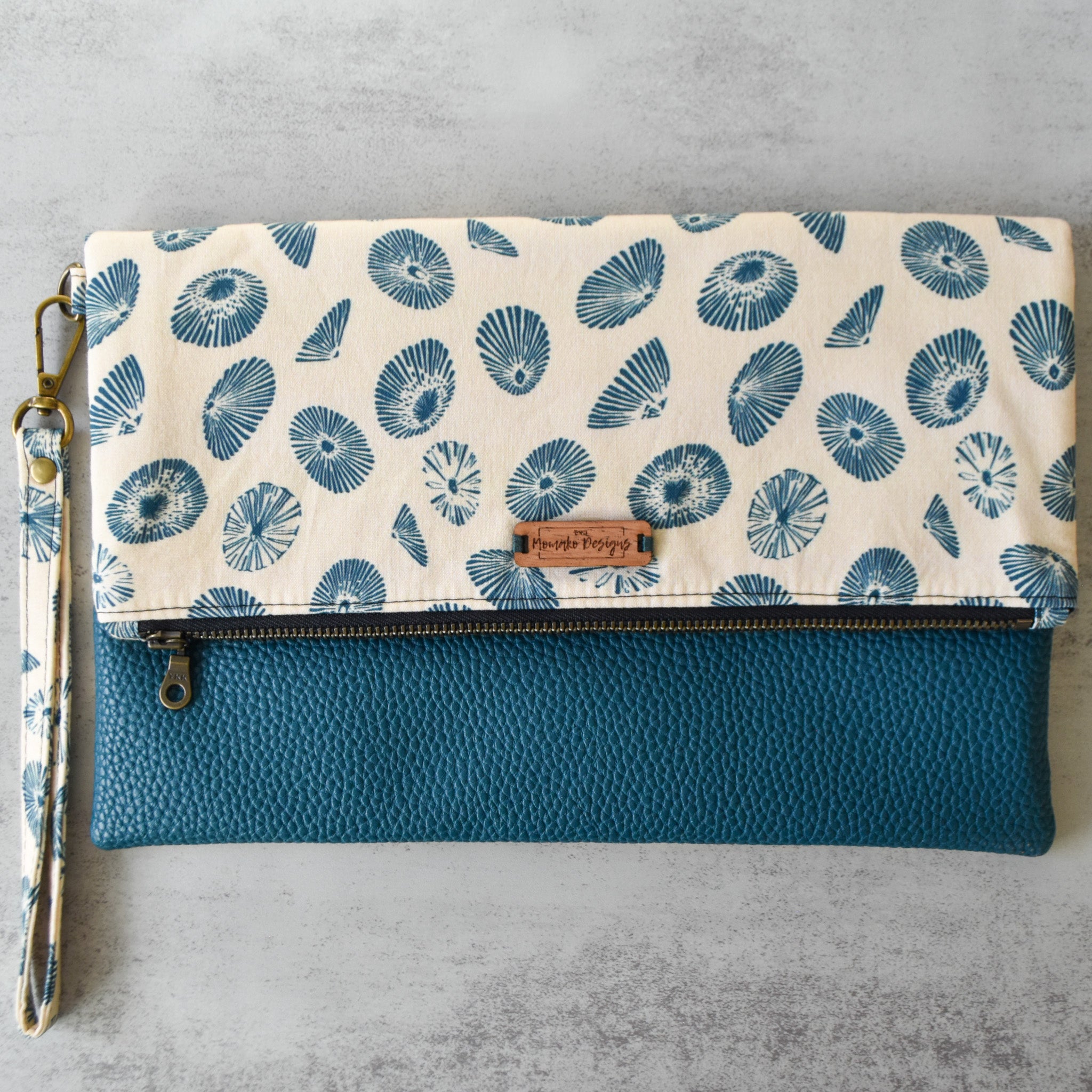 Shore Is Something Kalalau Wristlet Bag