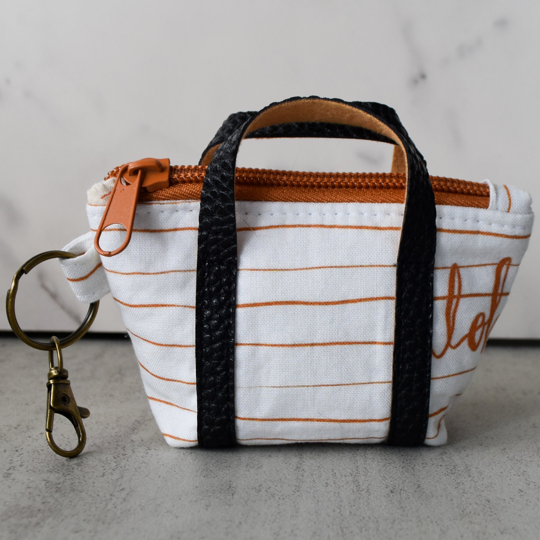 Aloha Vibes Manini Tote Keychain