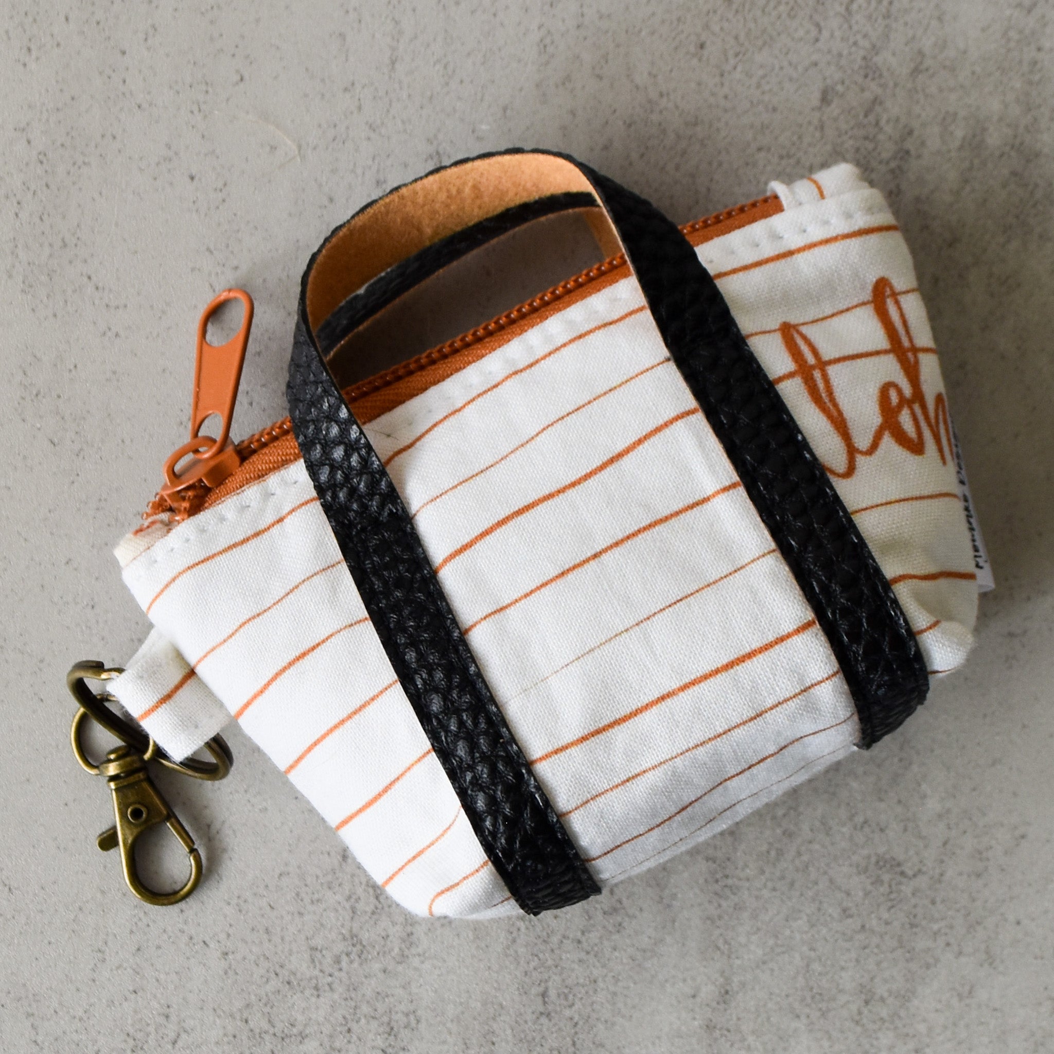 Aloha Vibes Manini Tote Keychain