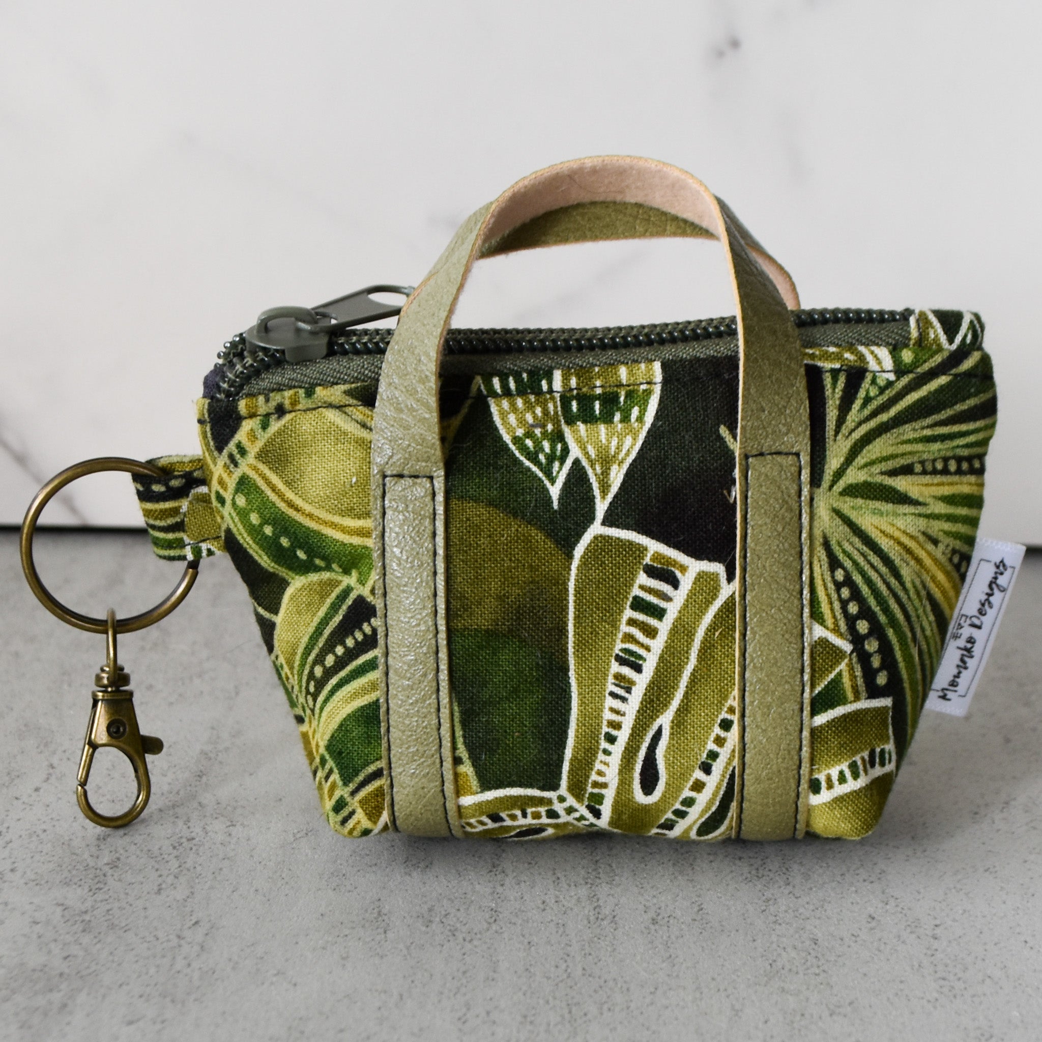 In The Weeds Manini Tote Keychain