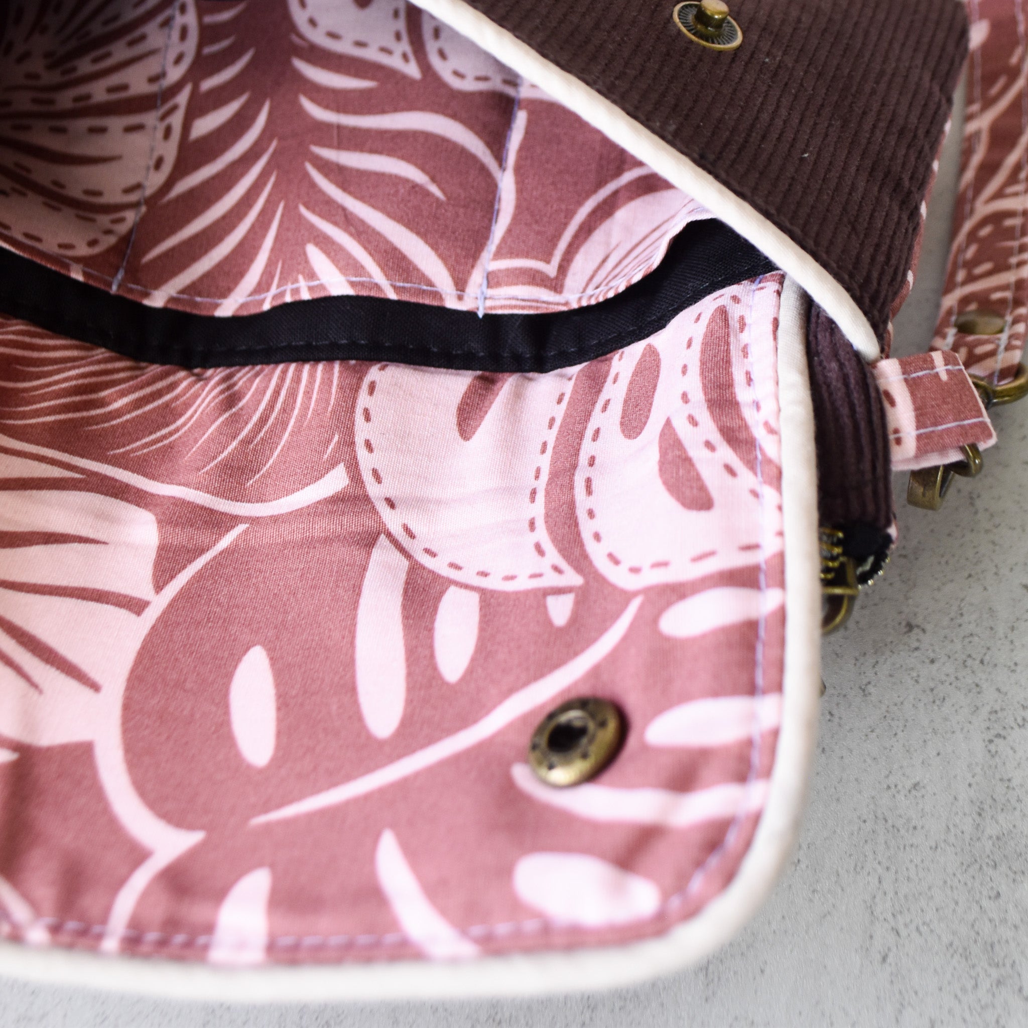 Stitchin' Aloha Kealia Clutch Wallet